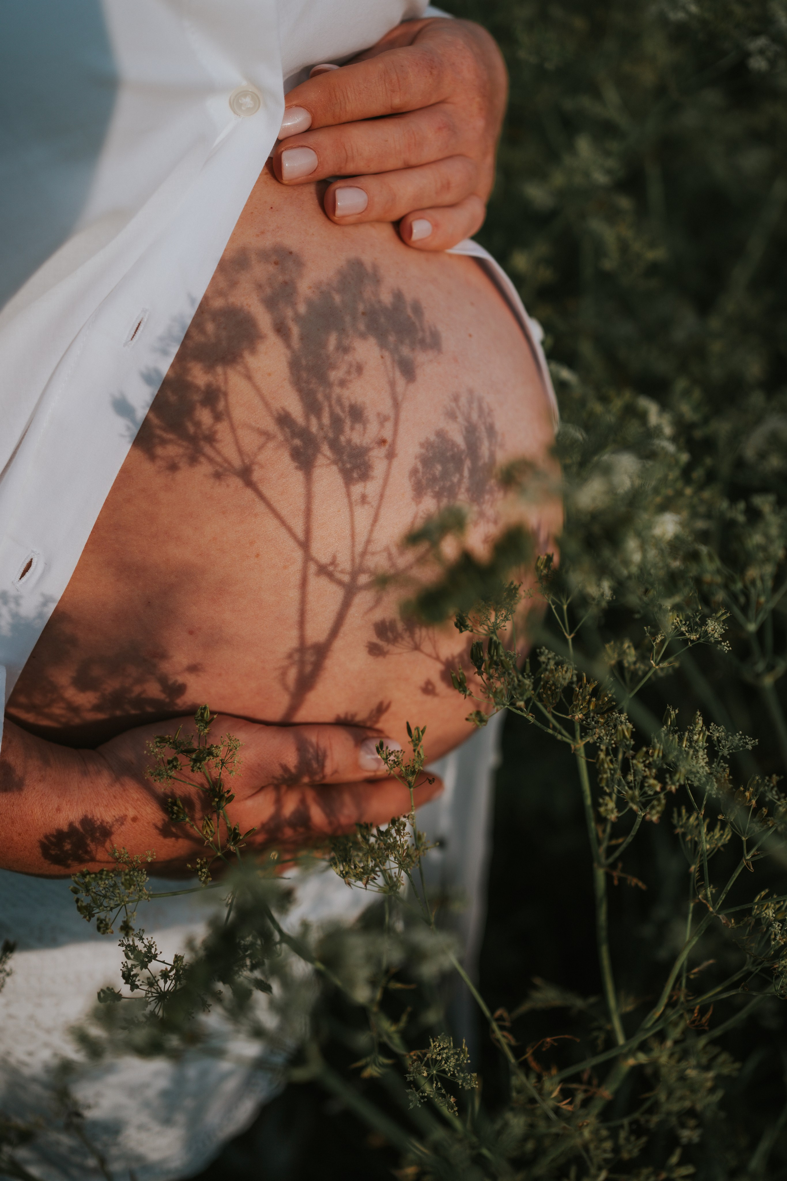 Grūtnieču fotosesija. Sieviešu fotogrāfe Nadja Kraukle