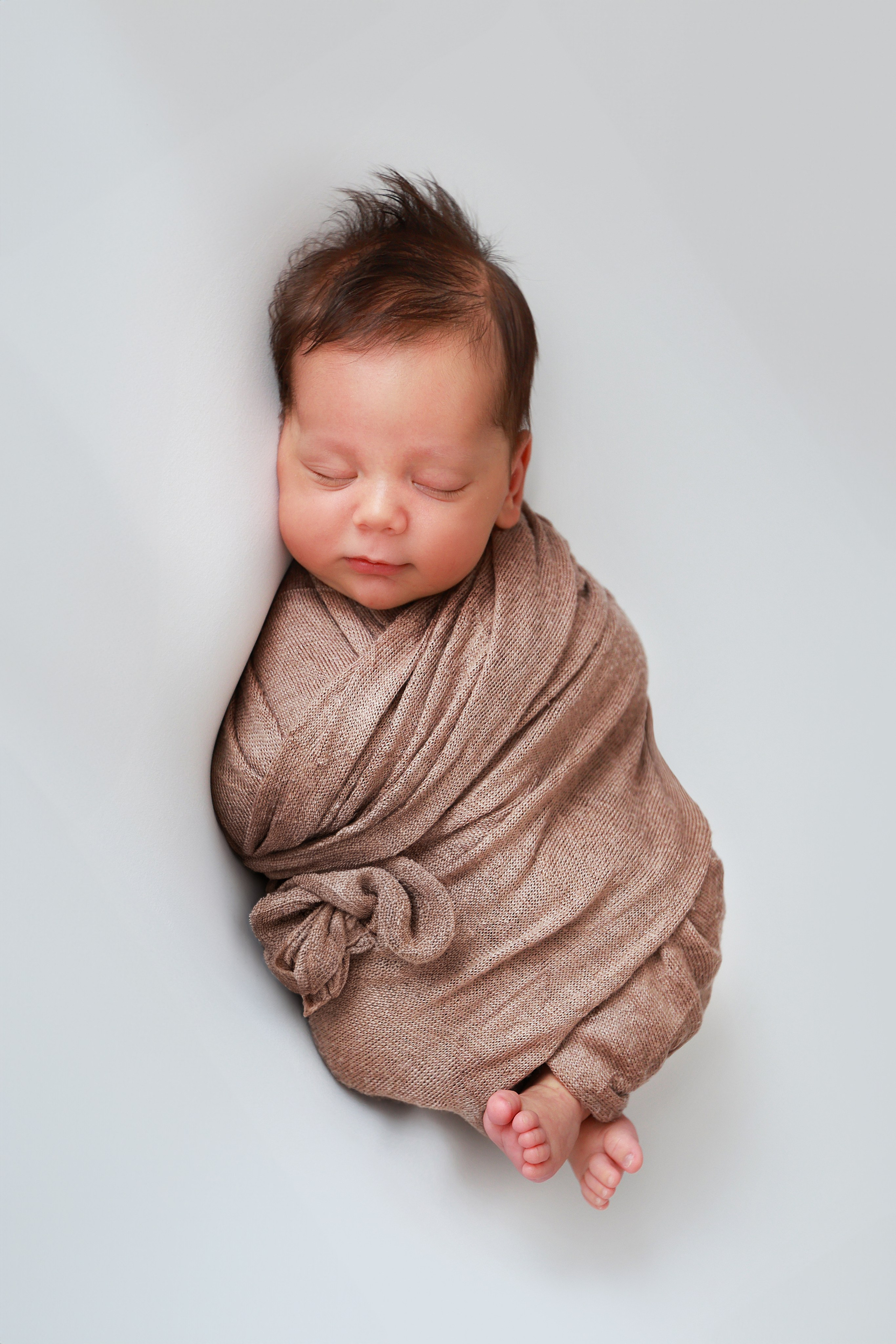 Newborn. Daria Dmitrieva Newborn Photographer in Serbia