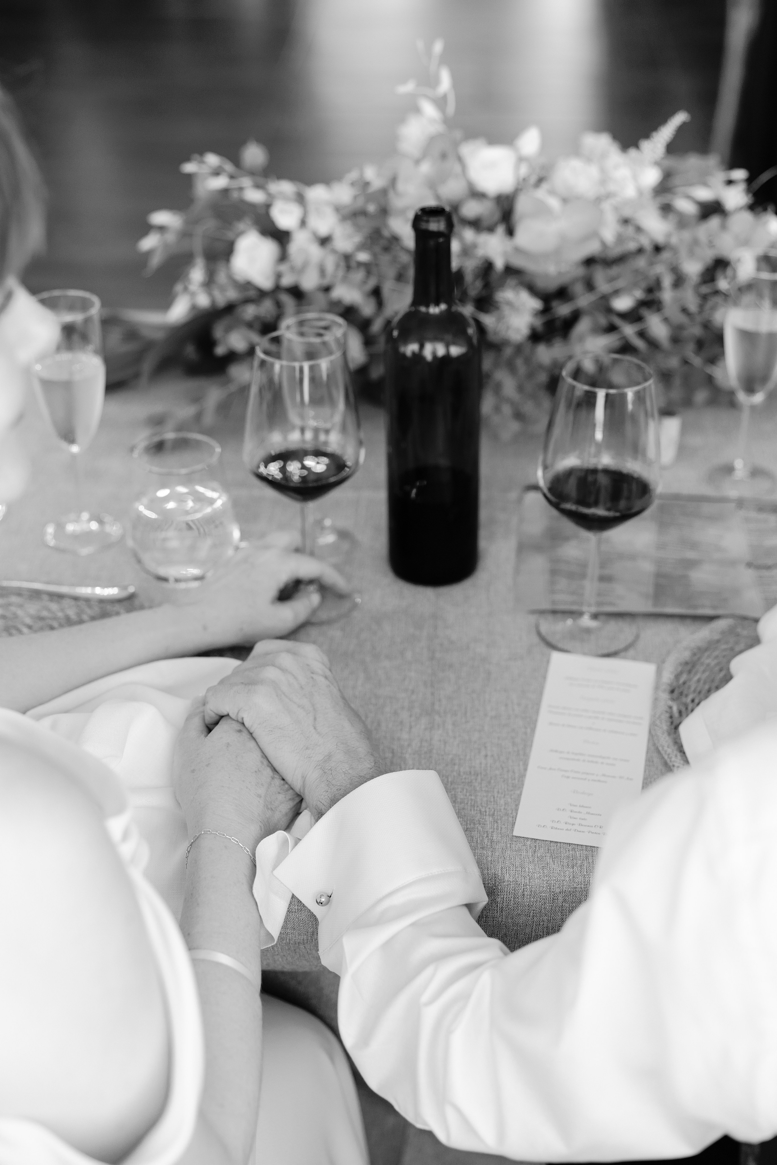 ¿Cuándo contratar a los proveedores de tu boda? Guía de timing para una boda de destino perfecta