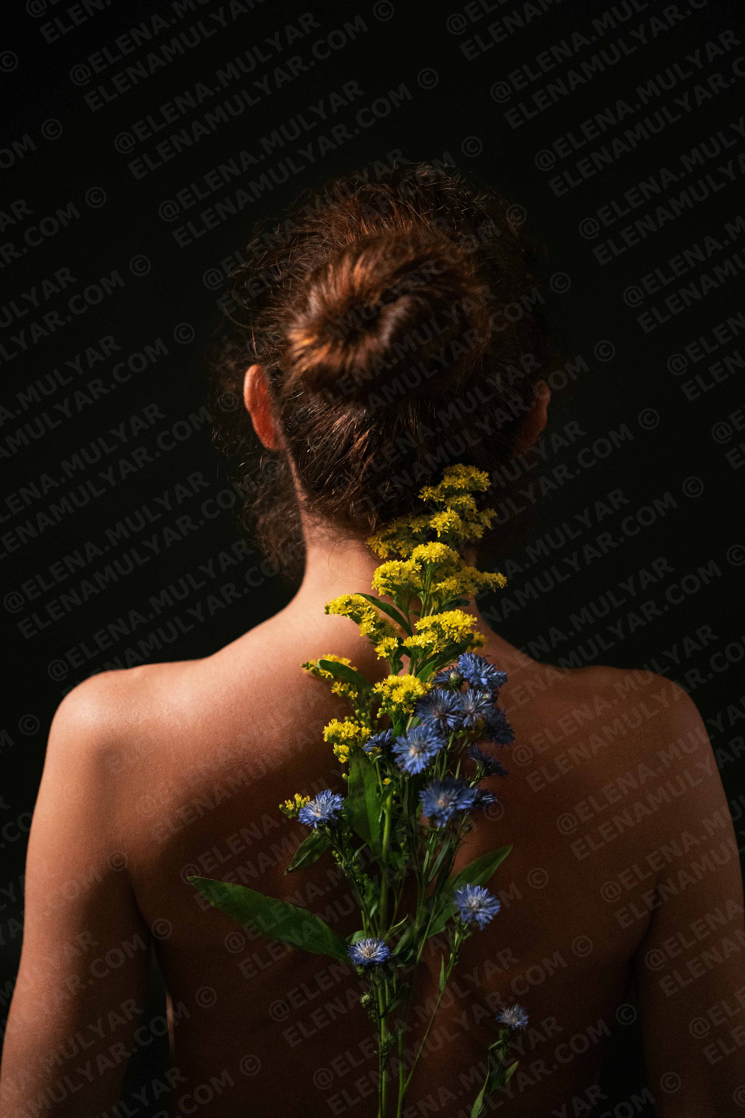 GALERIA BENEFICA 💛💙. Fotógrafo de bodas y familias en España, Málaga, Marbella