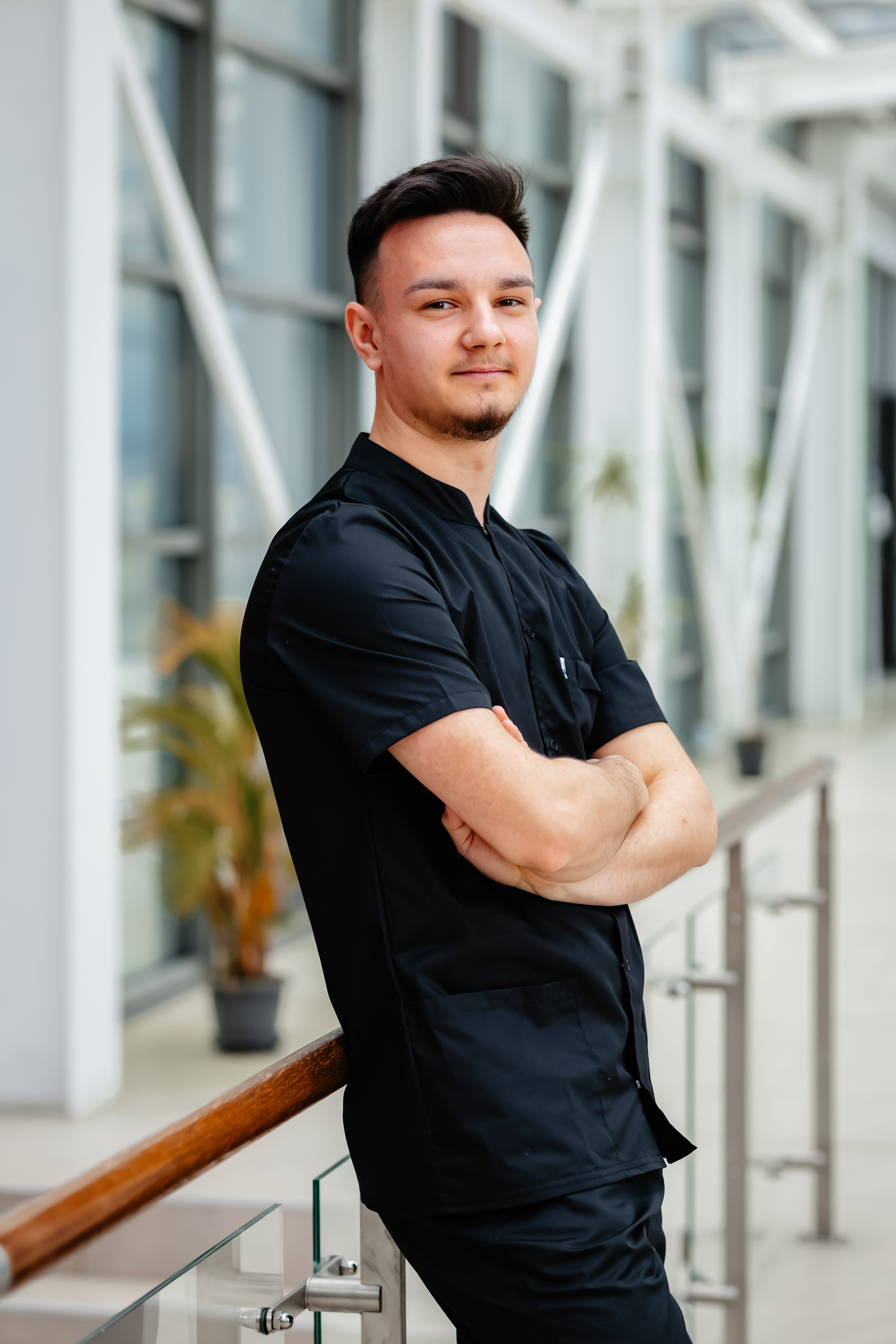 Contact. George Laslău Fotograf