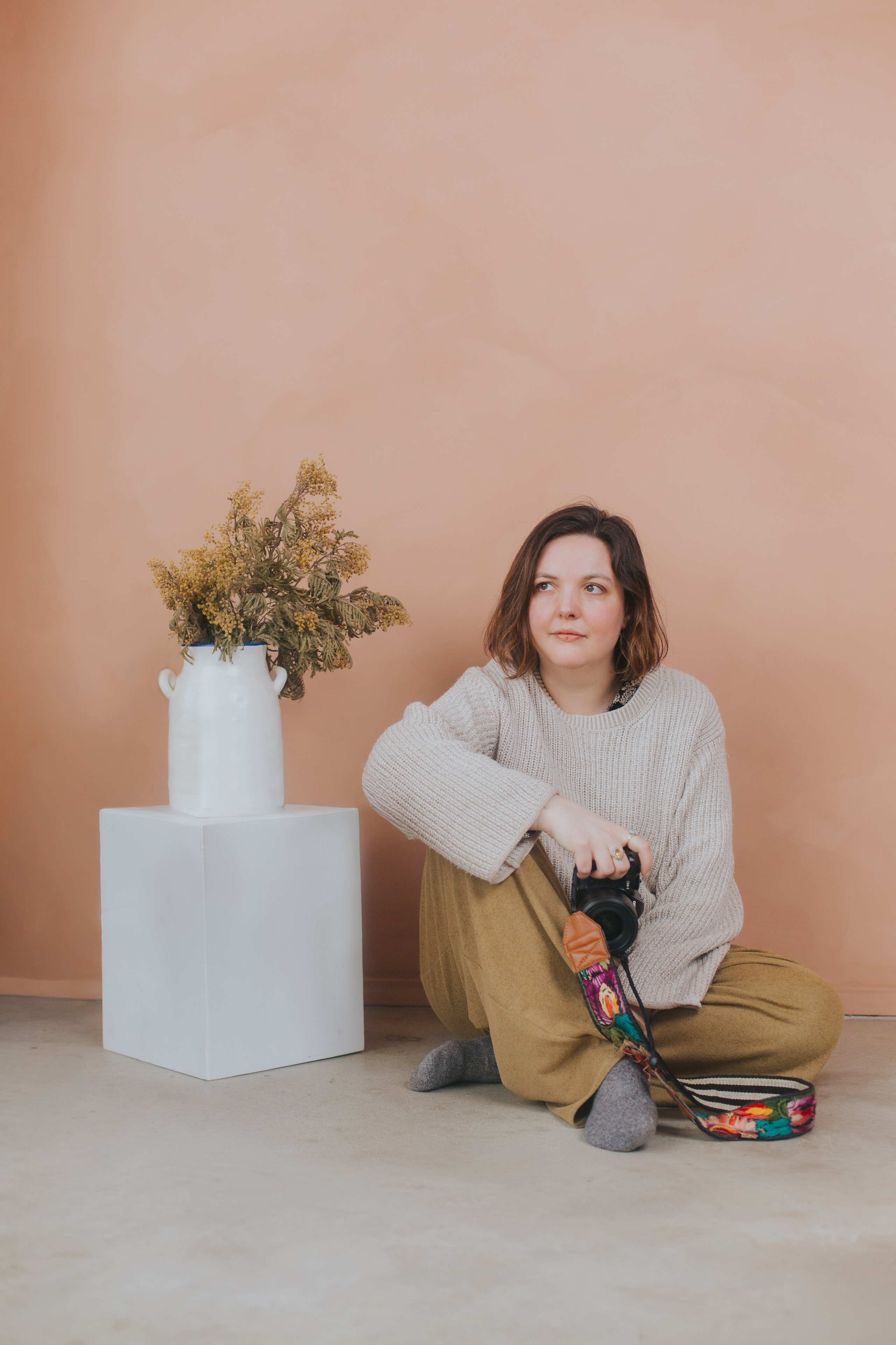 Contact. Mimosa Studios — Motherhood & Family Photographer in Montreal