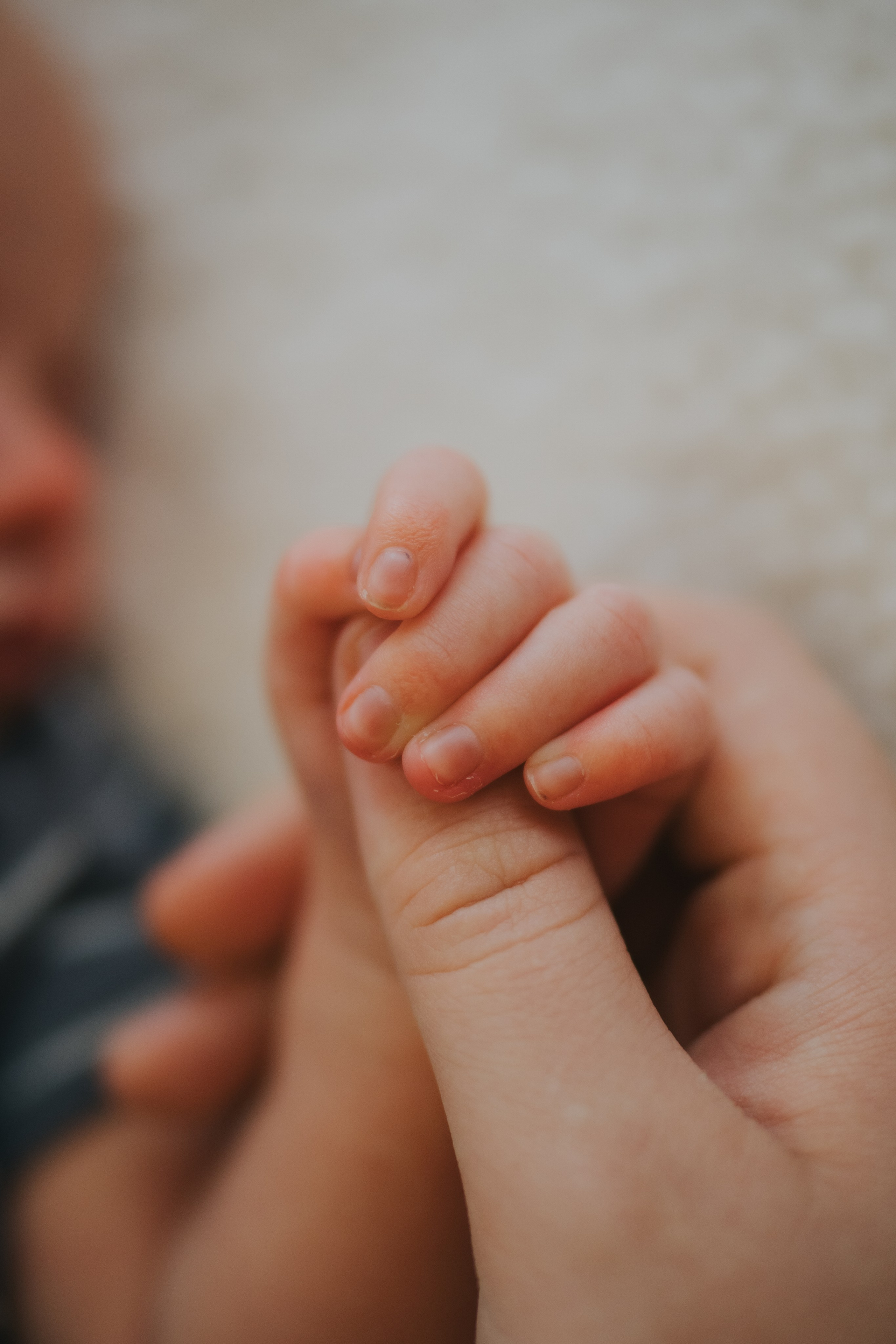 Your Montreal in-home Newborn Session  — what to expect, how to prepare and what to take in consideration. Mimosa Studios — Motherhood & Family Photographer in Montreal