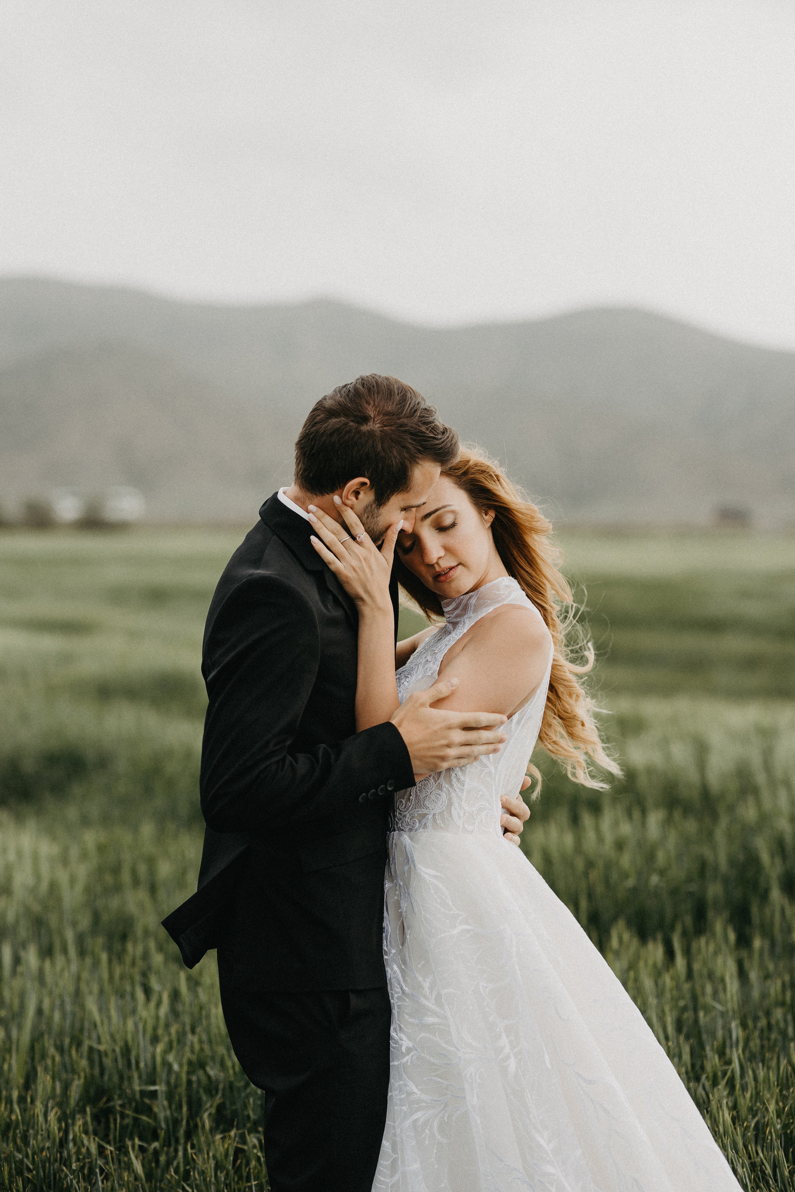 A wedding day in 10 acts. Wedding and Family Photographer Switzerland and Italy. Valeria Diaz