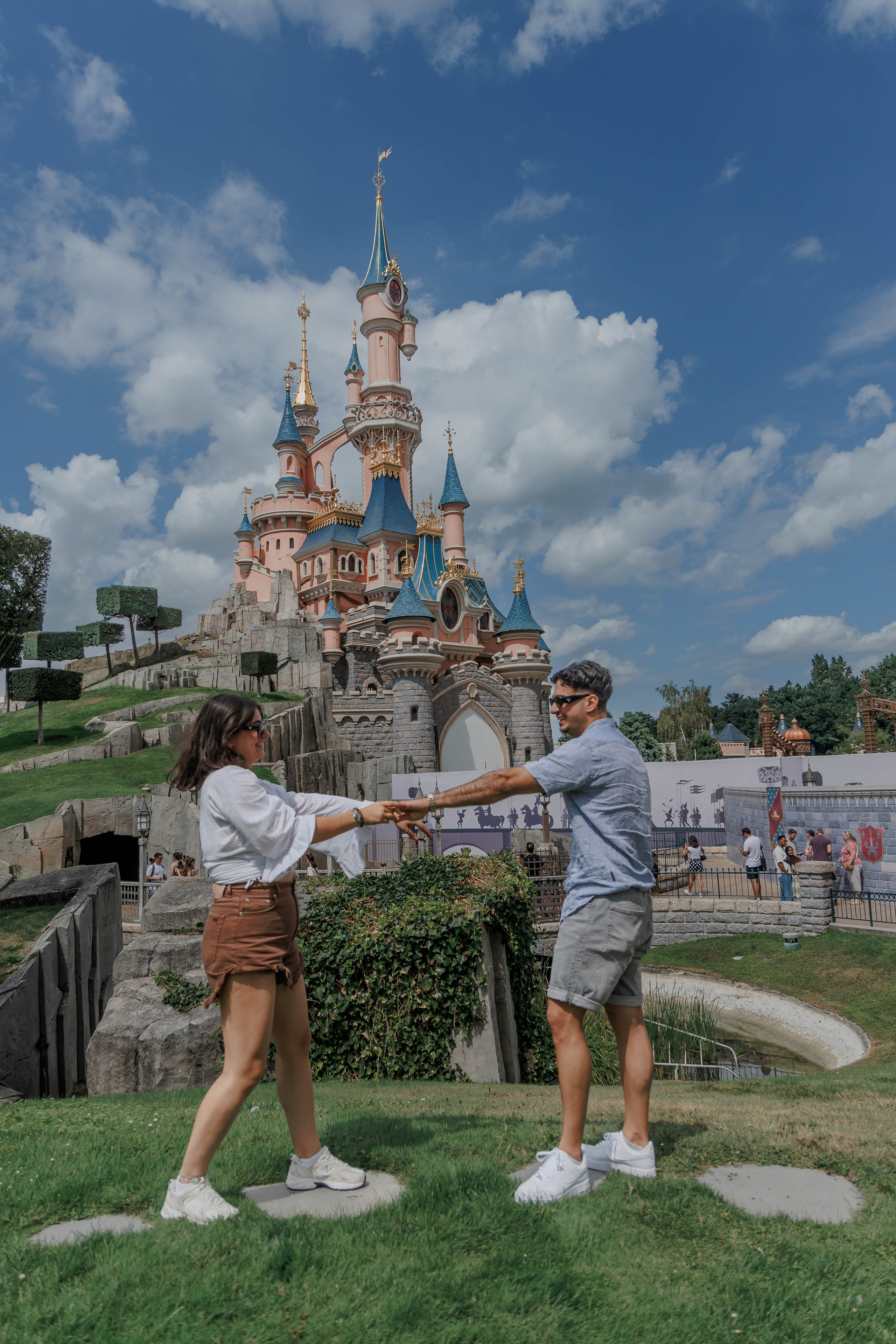 How I Help Couples Organize Surprise Proposals in DisneylandCreating Magical Moments Proposals in Disneyland
