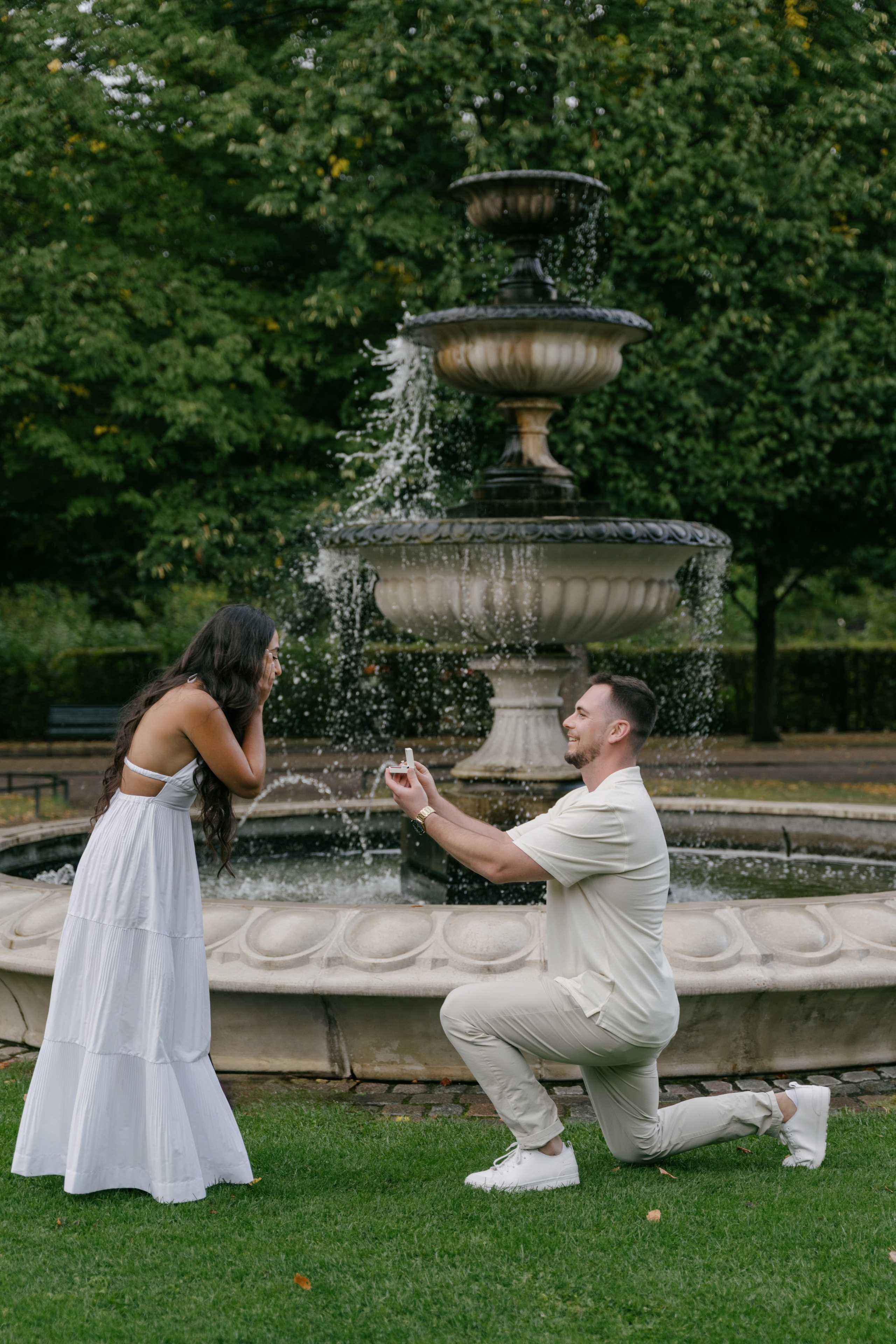 London Proposal Photographer | Best Places to Propose in London. London Wedding & Engagement Photographer