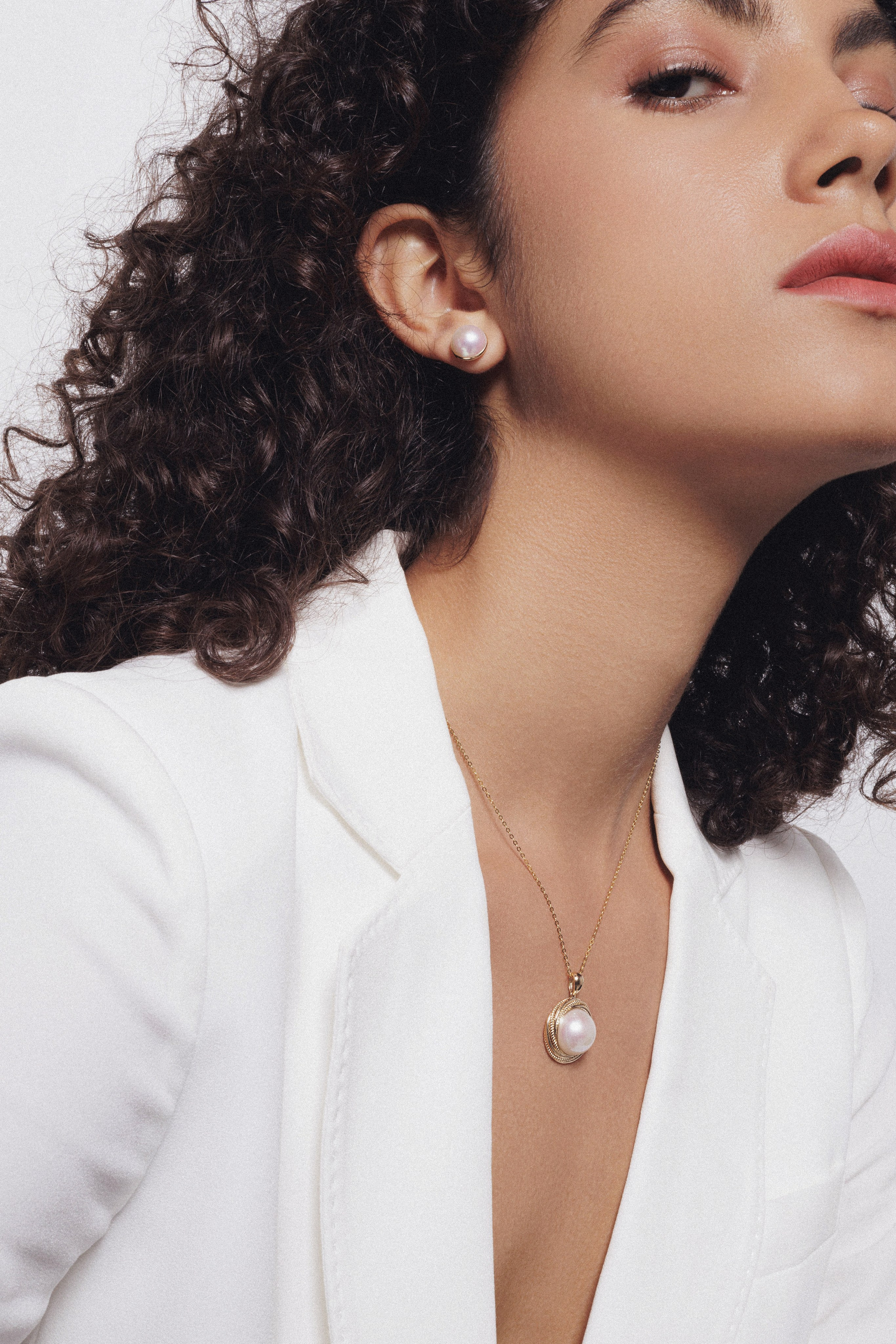 Full-Service Jewelry Photography. Photography in Singapore