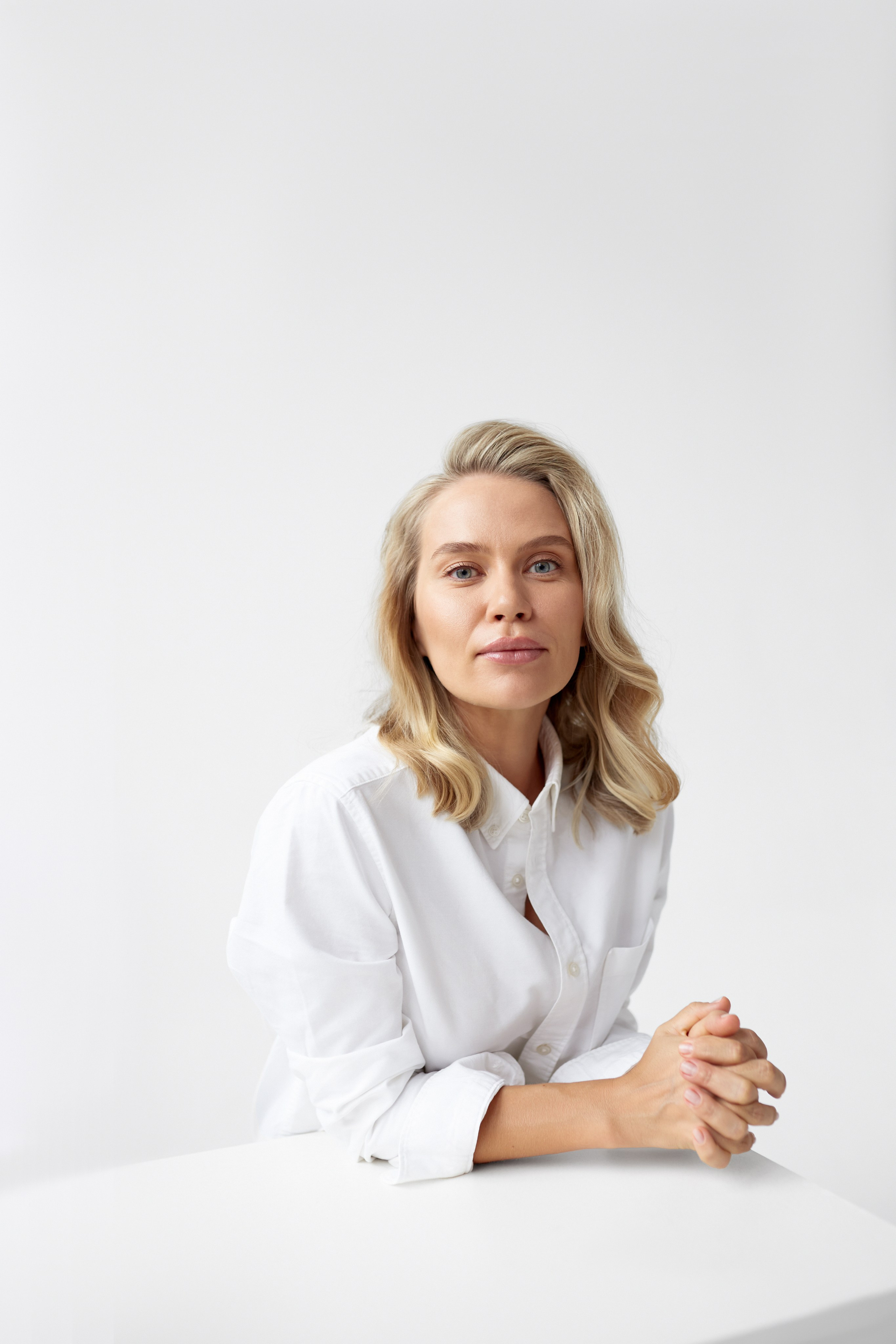 About. Elena Ruzgis — Editorial Wedding & Portrait Photographer