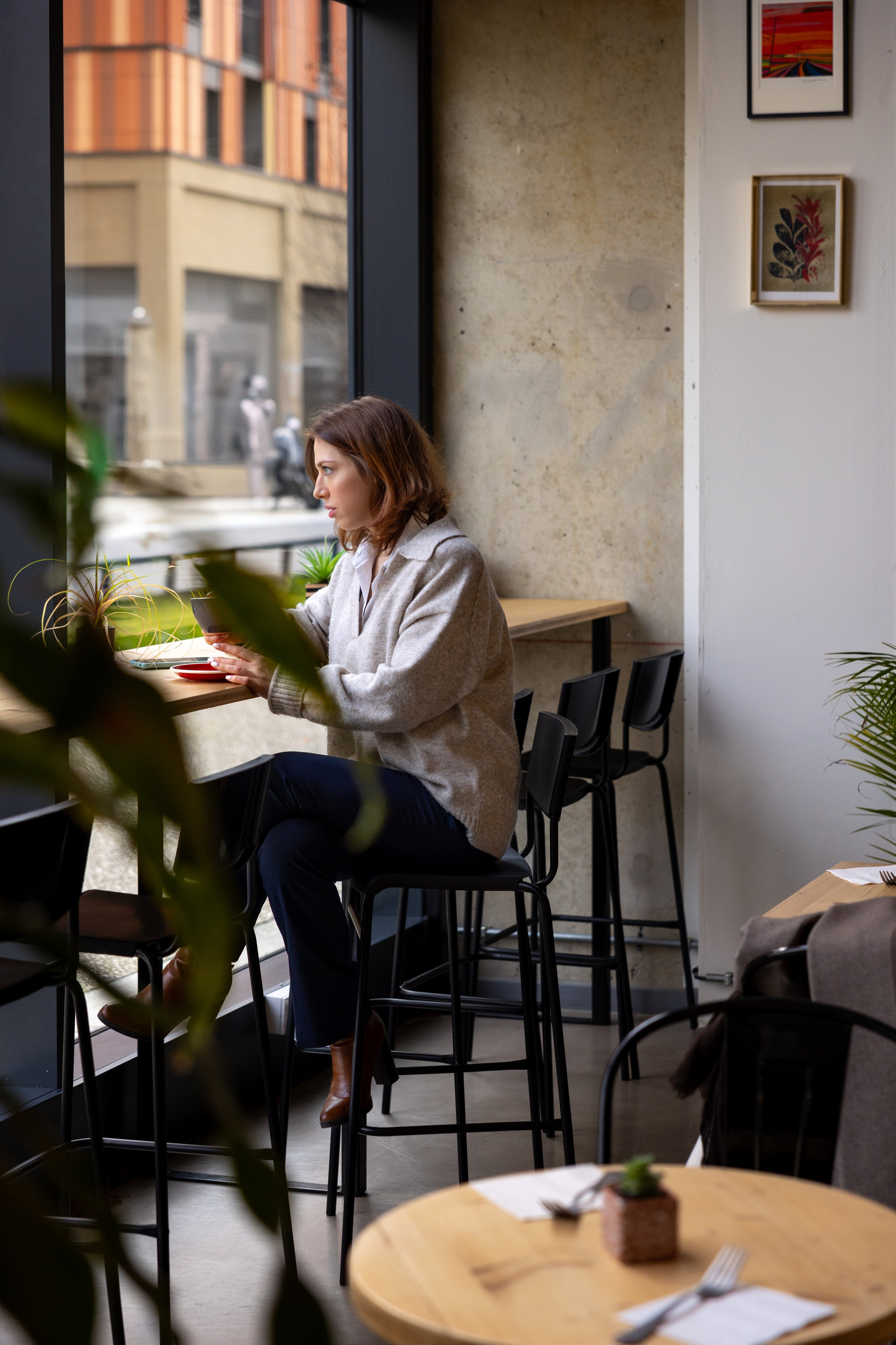 Guide to the best Personal Brand photo shoot Locations in Toulouse. Eugenie Smirnova — wedding, corporate and lifestyle photographer in Toulouse and Southwest France