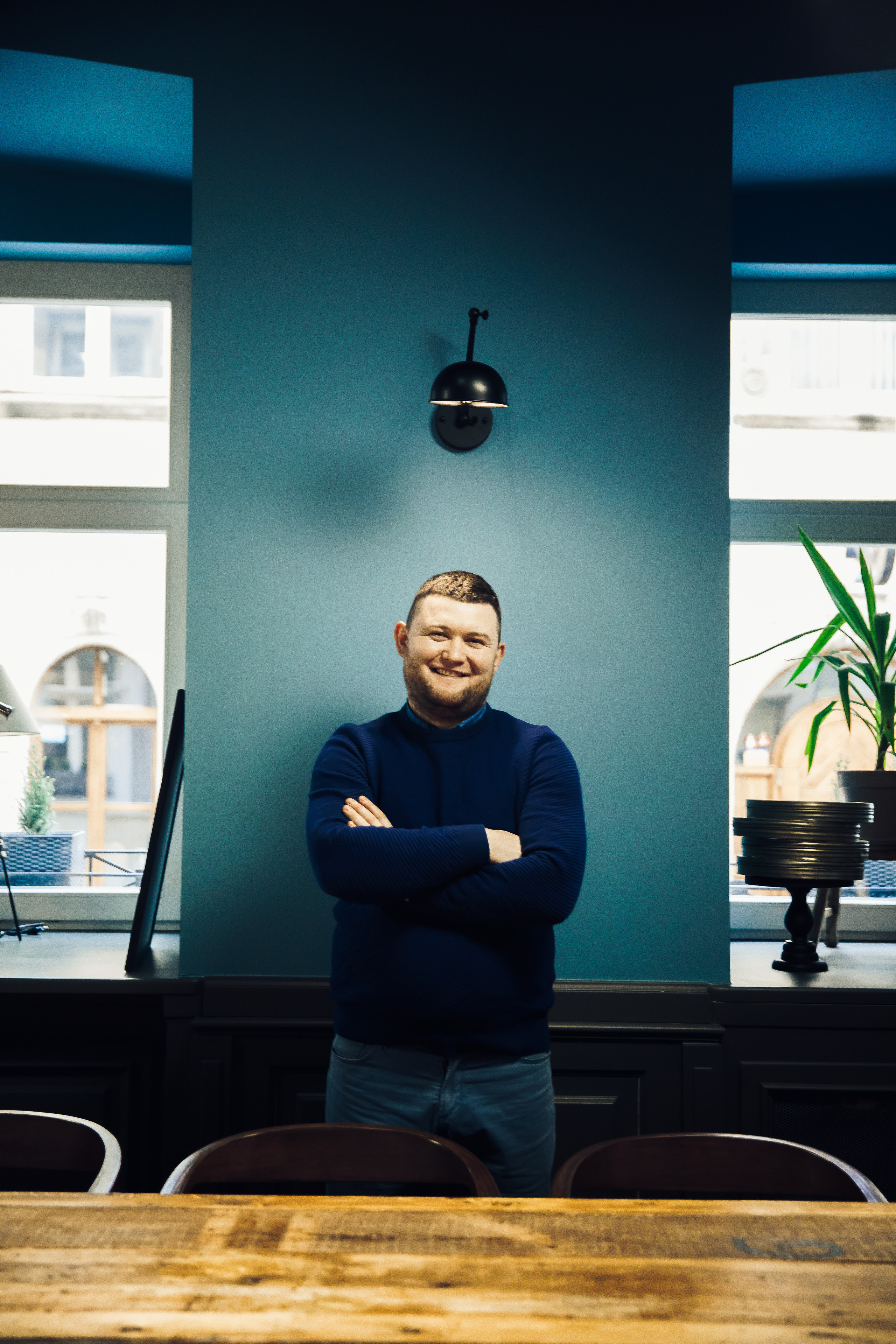 Фотозйомка команди і продукту майстерні @zhogloworkshop. Тарас Бовт. Фотограф Львів. Портрети та репортаж з подій