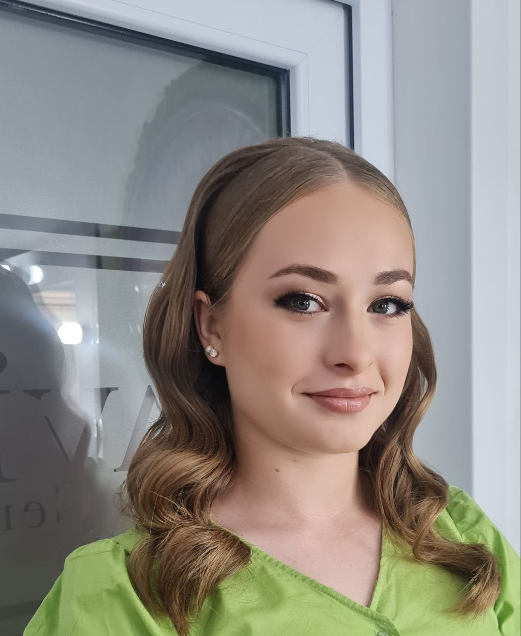 Machiaj Profesional în Hîncești – Lavime.md. Lavime.md – Salon de Frumusețe Premium în Hîncești