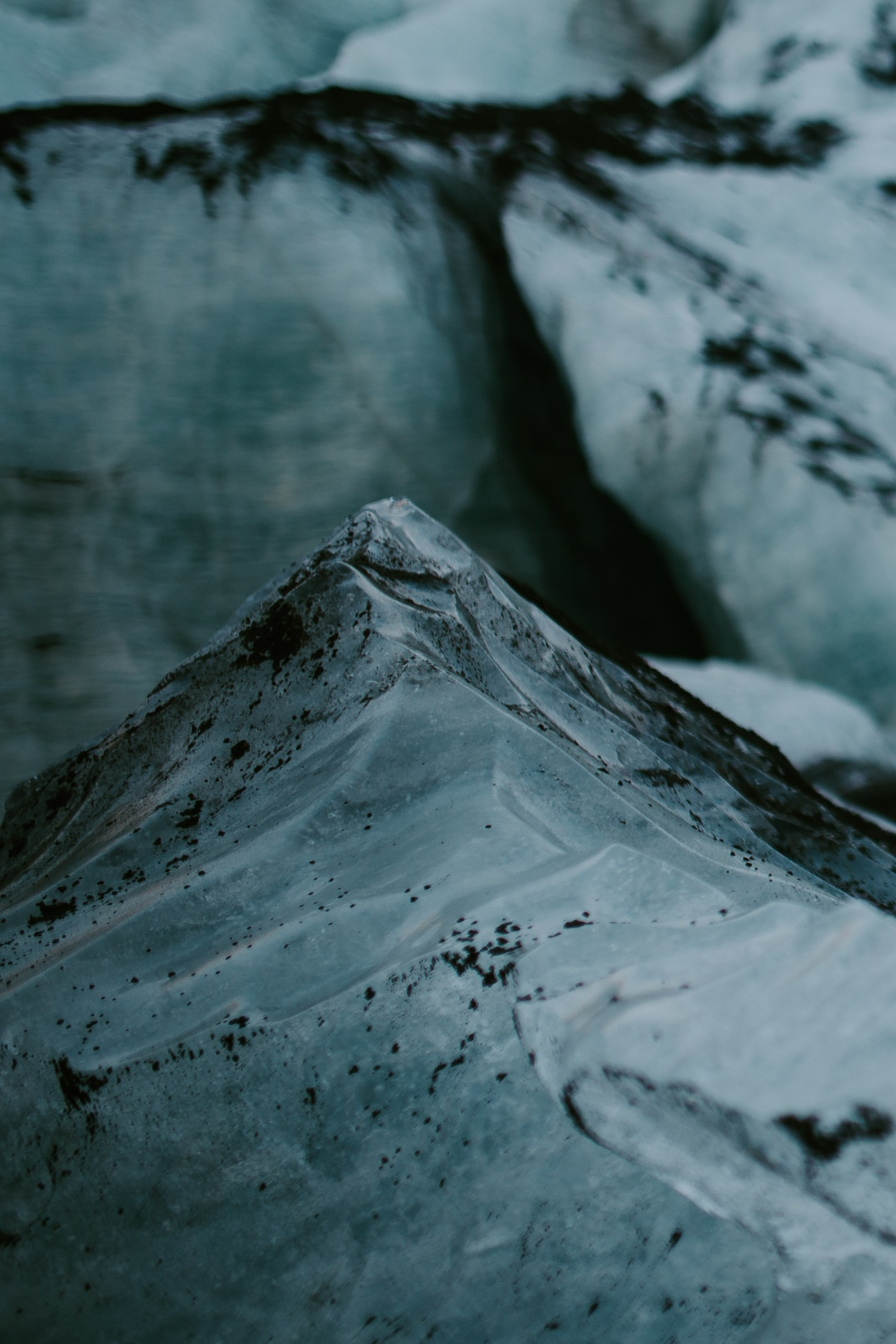 Forecast: Unpredictable. Heart In Lens Photography from Reykjavík, Iceland