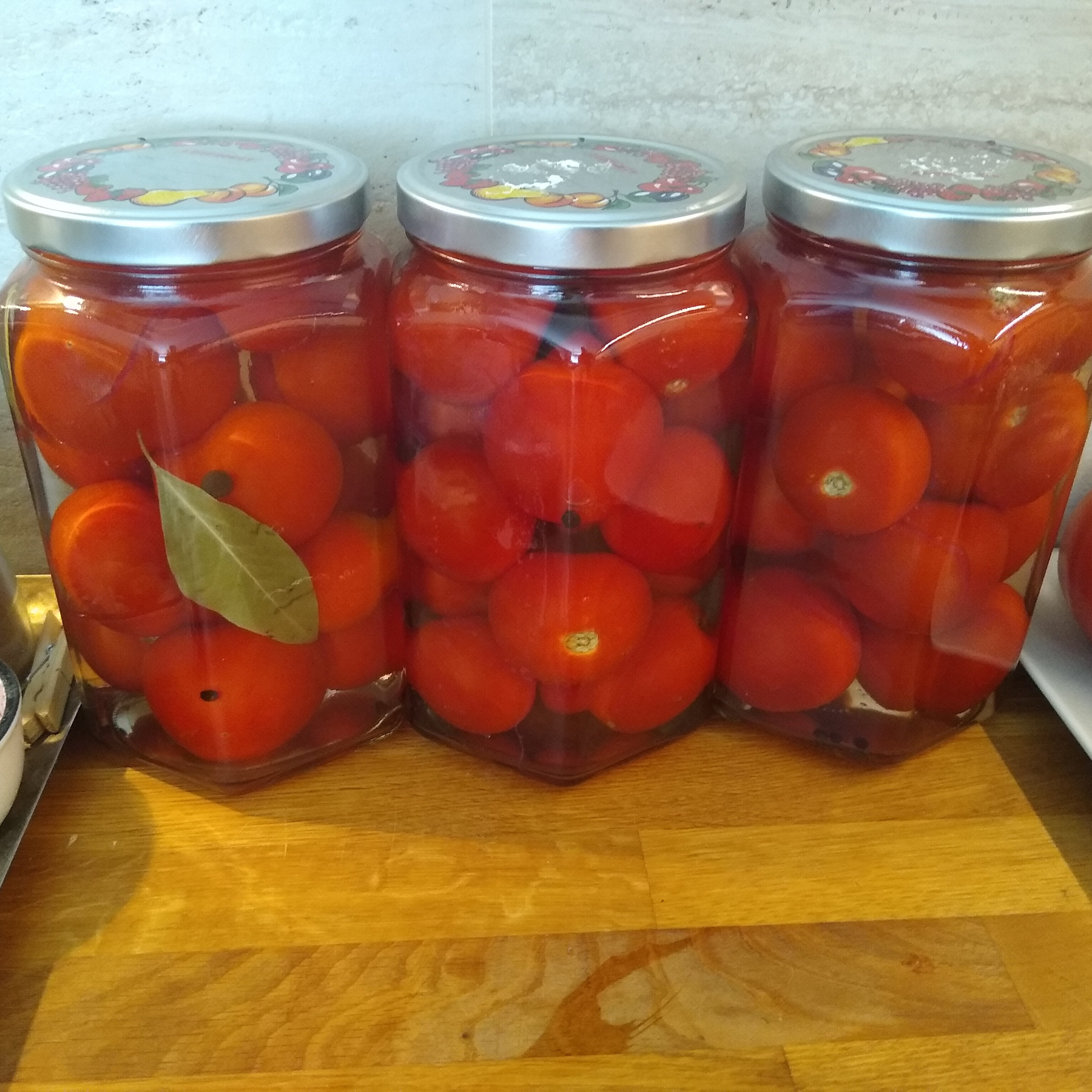 August. Kiki-Niki-Cha! Learn, play, and discover with us!