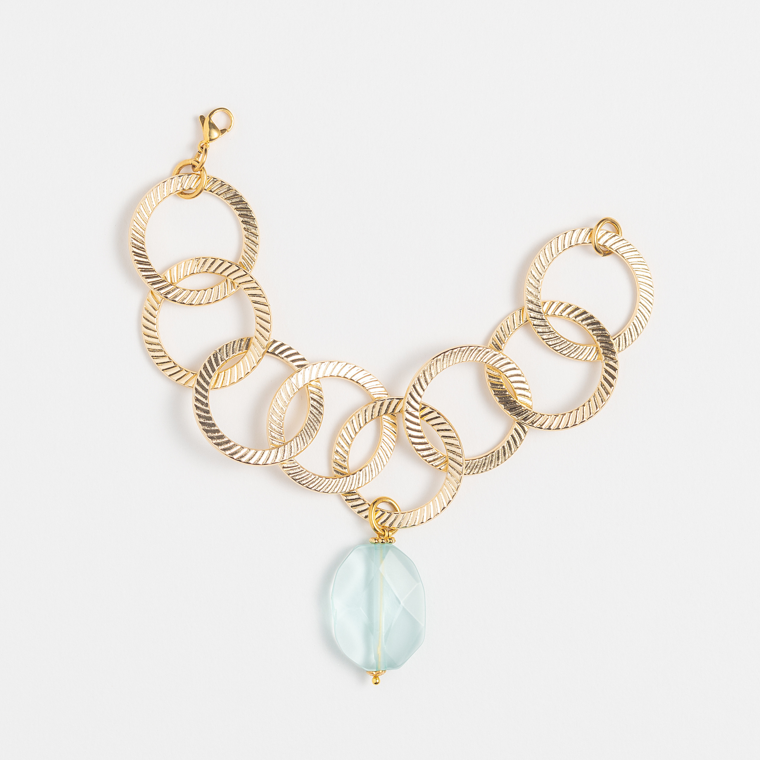 Professional photography of jewelry. Photographer Crete | Portrait Photographer | Evgenios Paopano