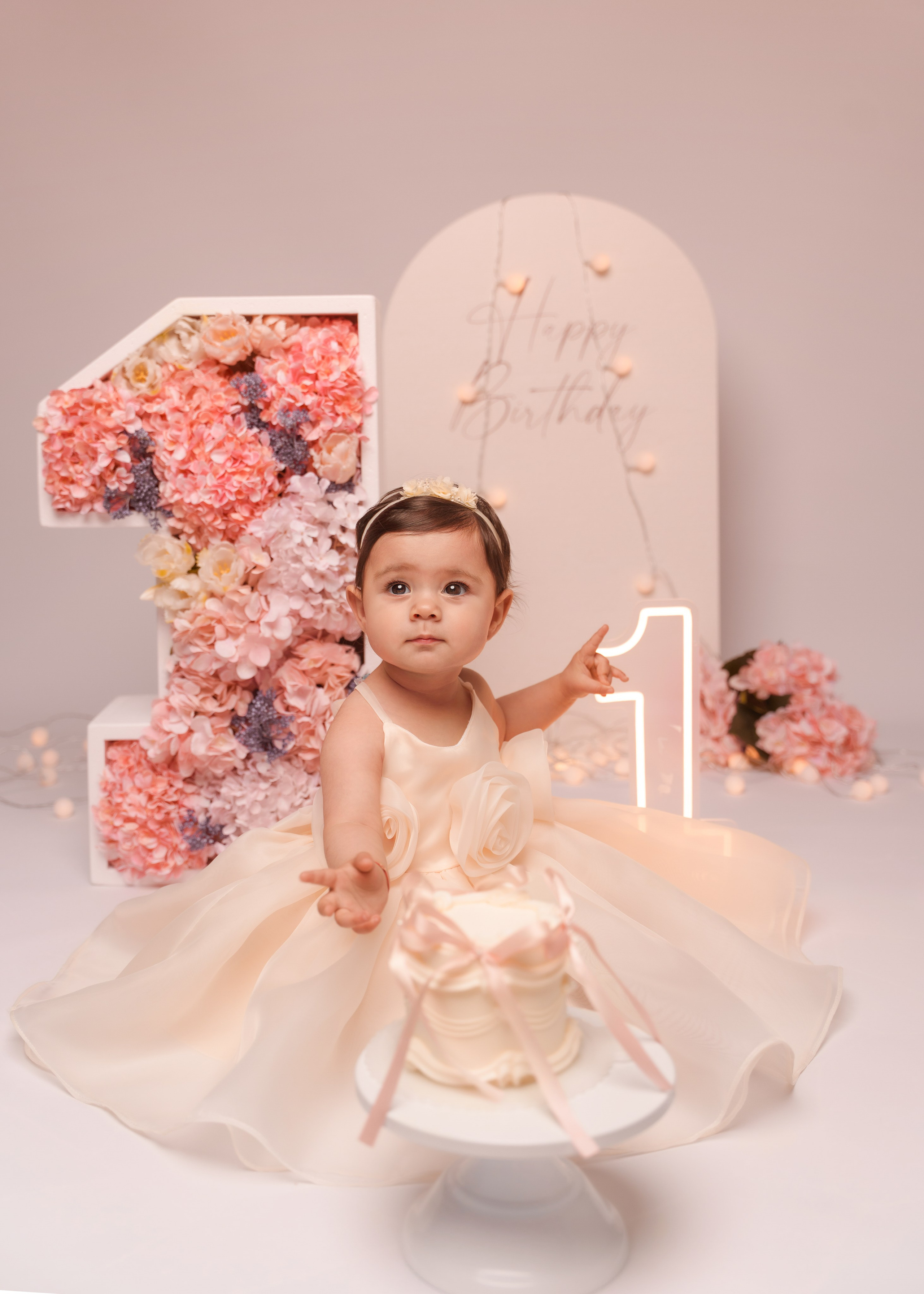 Anna, Fotografin aus Wien, Österreich. Ich fotografiere in folgenden Genres: Babybauch-, Familien-, Mode- und Weihnachtsfotografie