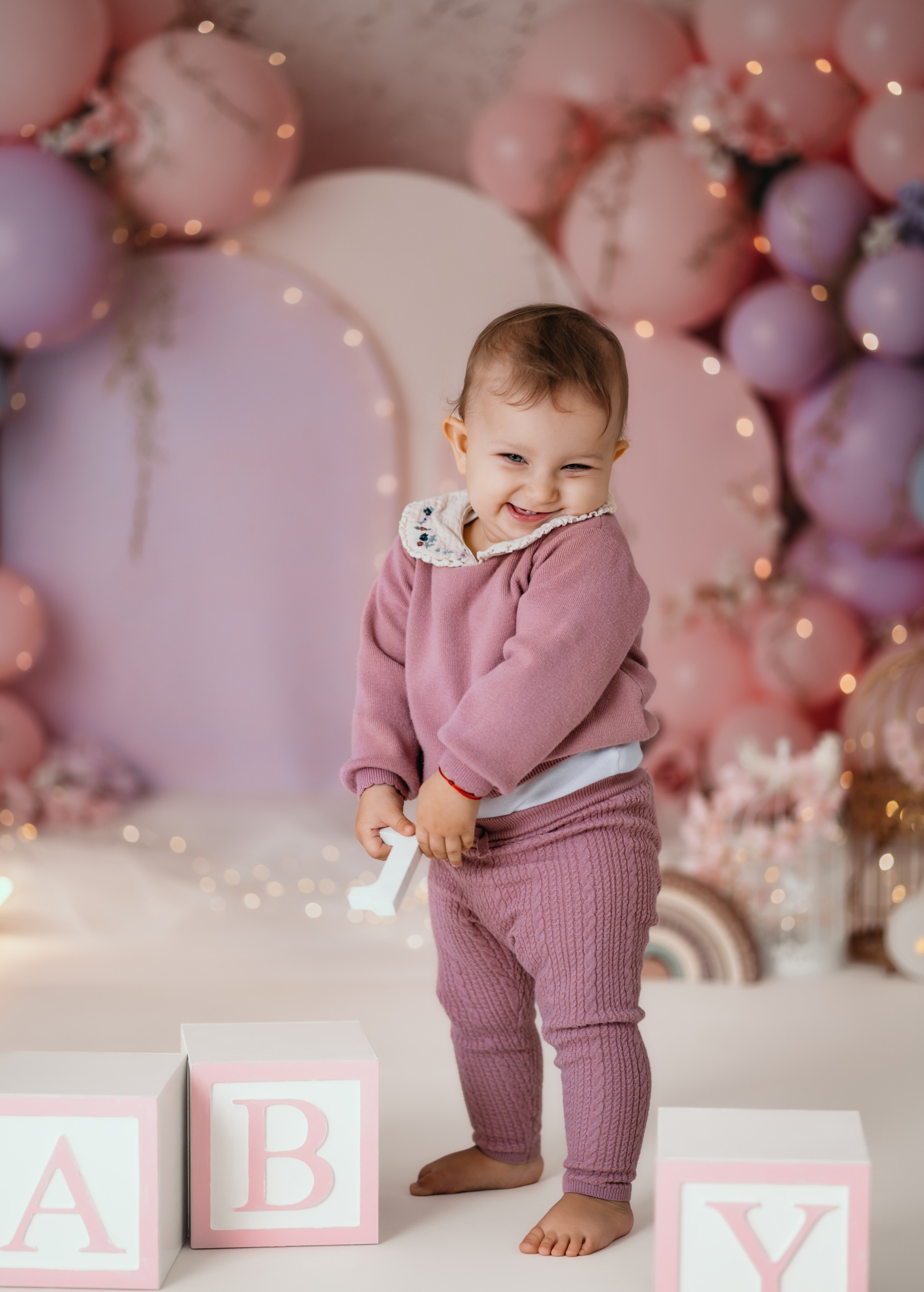 CAKE SMASH fotografisanje. DEČIJI FOTOGRAF BEOGRAD|FOTOGRAFISANJE KRŠTENJA|CAKE SMASH