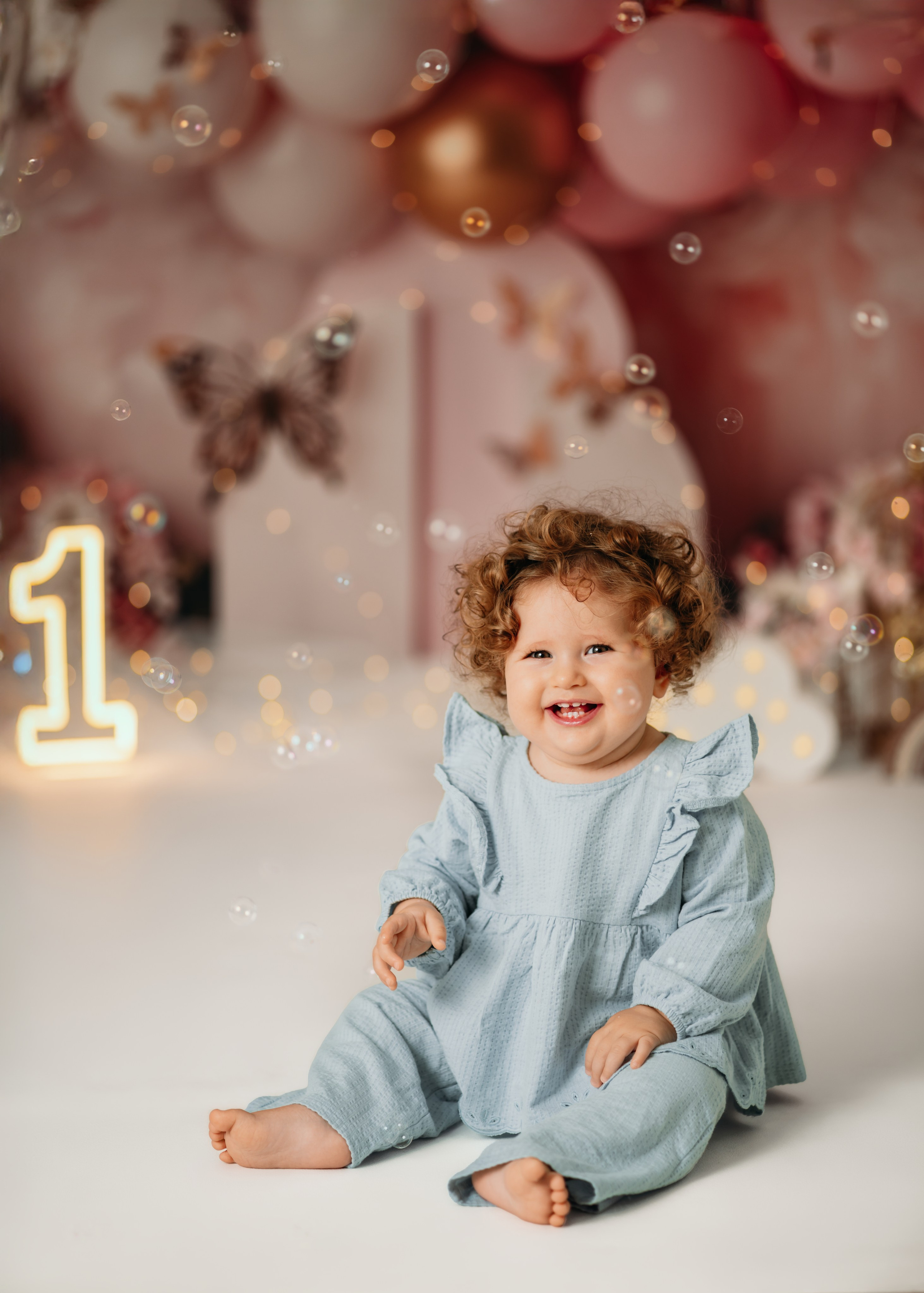 CAKE SMASH fotografisanje. DEČIJI FOTOGRAF BEOGRAD|FOTOGRAFISANJE KRŠTENJA|CAKE SMASH