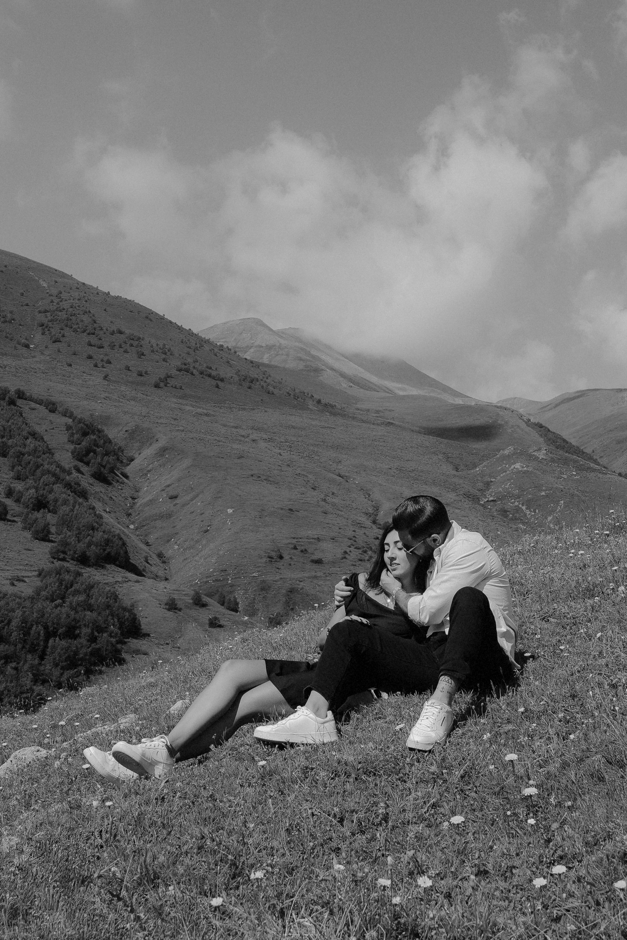 Mountain Photographer in Georgia | Kazbegi & Gudauri Photo Experiences