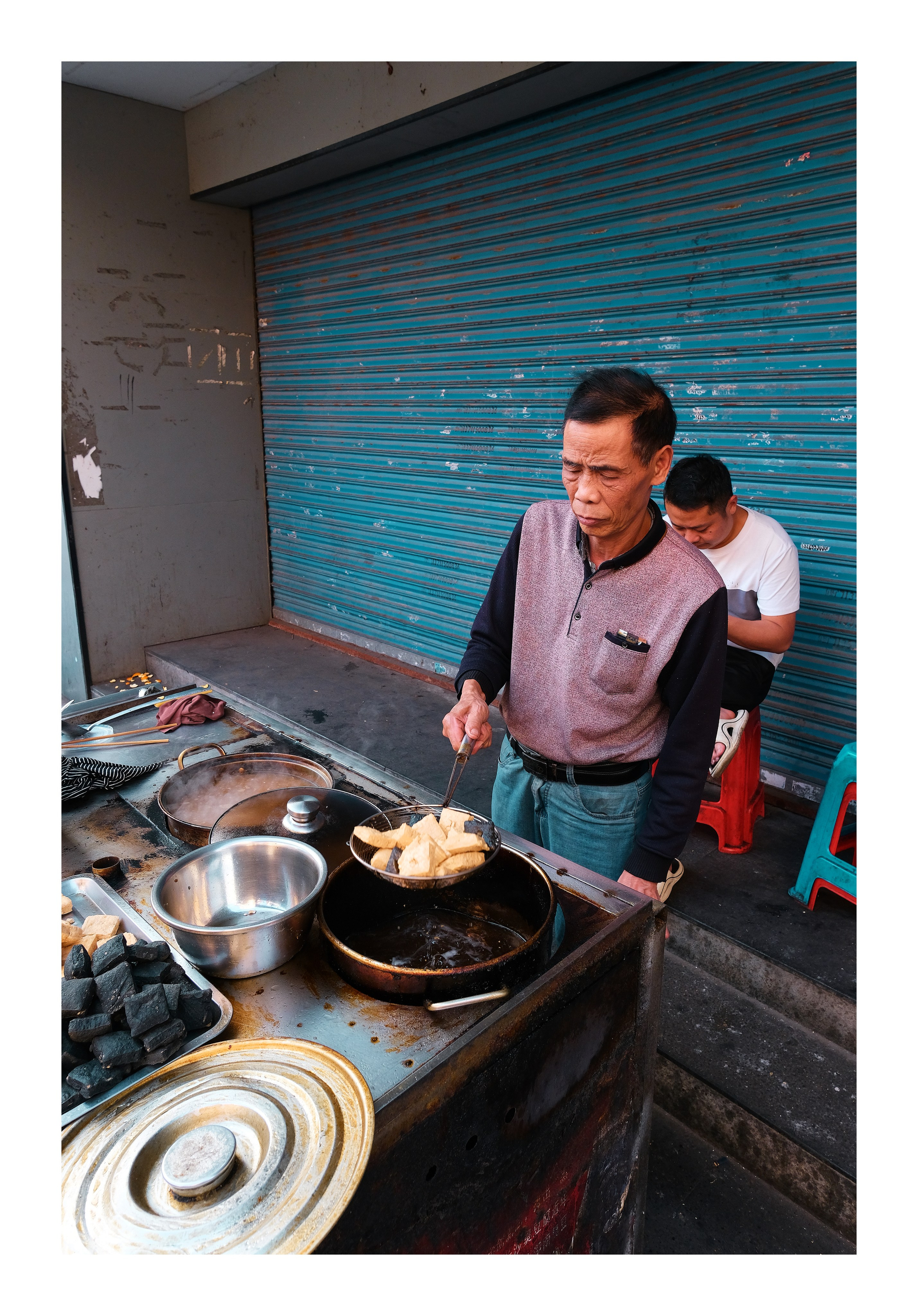 The Life of the Others — Lijiao Village in Photographs | Guangzhou. 中国街头摄影 | The Streets of China Through My Eyes | 深圳