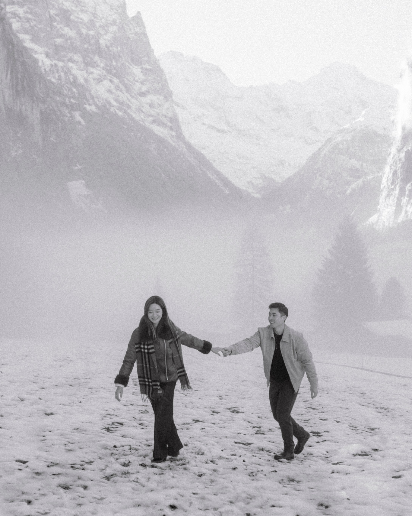 Pricing. Polina Sobol — family & documentary photographer in Bern. Outdoor & urban photo sessions for families, kids and couples