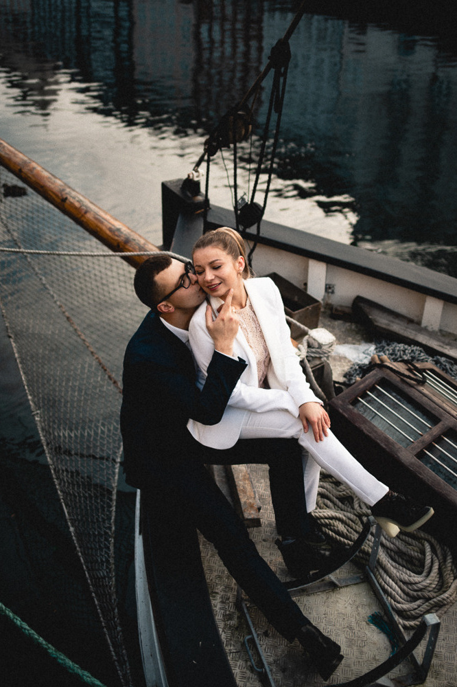 TOP-13 photogenic places for Wedding in Copenhagen. Professional wedding photographer in Copenhagen, Denmark — Julia Byron