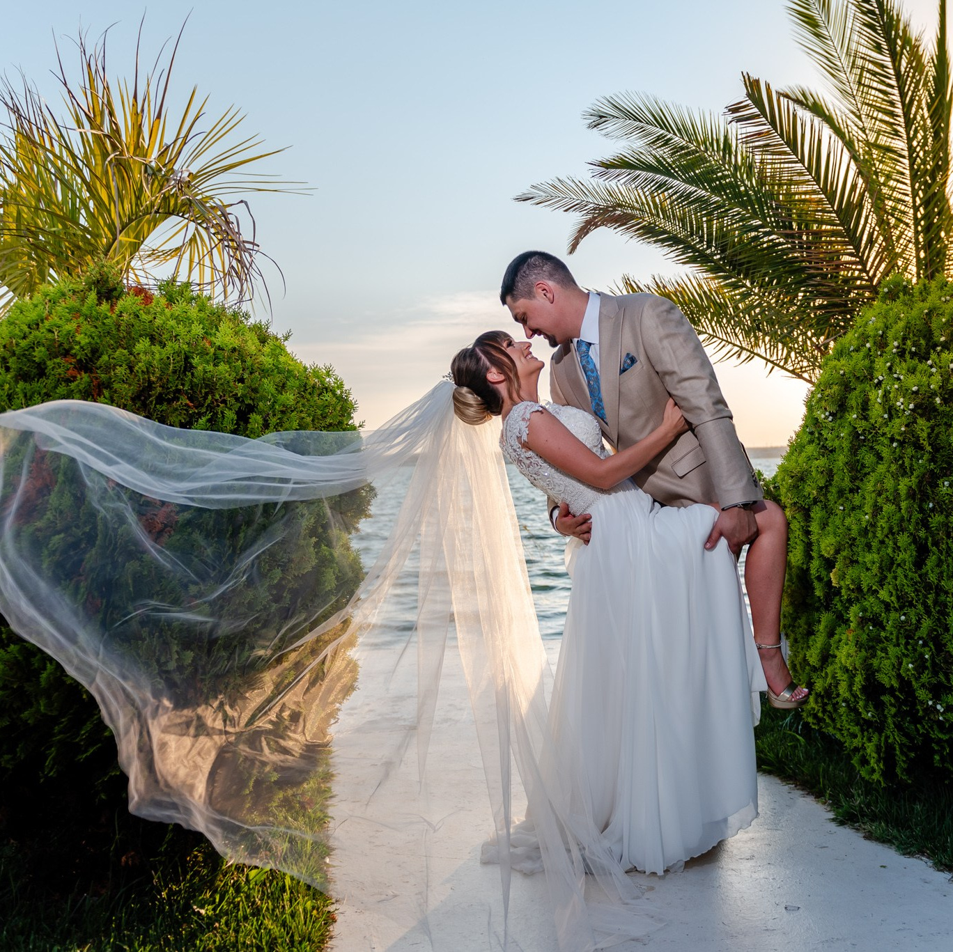 PRETURI. Bianca Bechisi - Fotograf profesionist Constanta