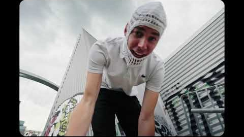 Maccio — Kill Bill | Official Music Video. Denshyr — Visual Artist