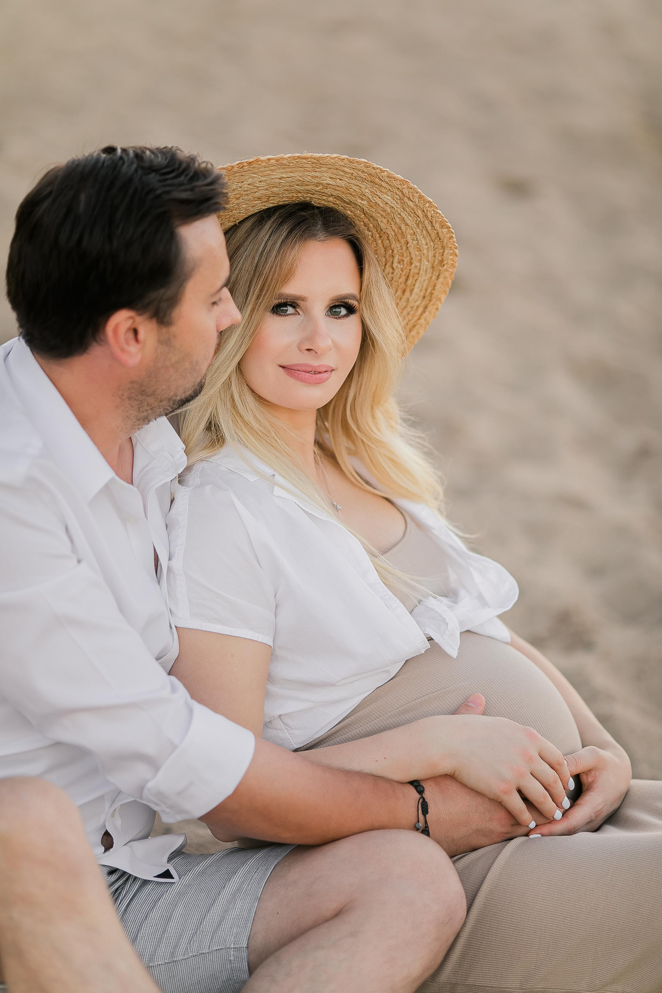 Maternity Photo Prices. Family, kids portrait and newborn photographer in Chicago Illinois