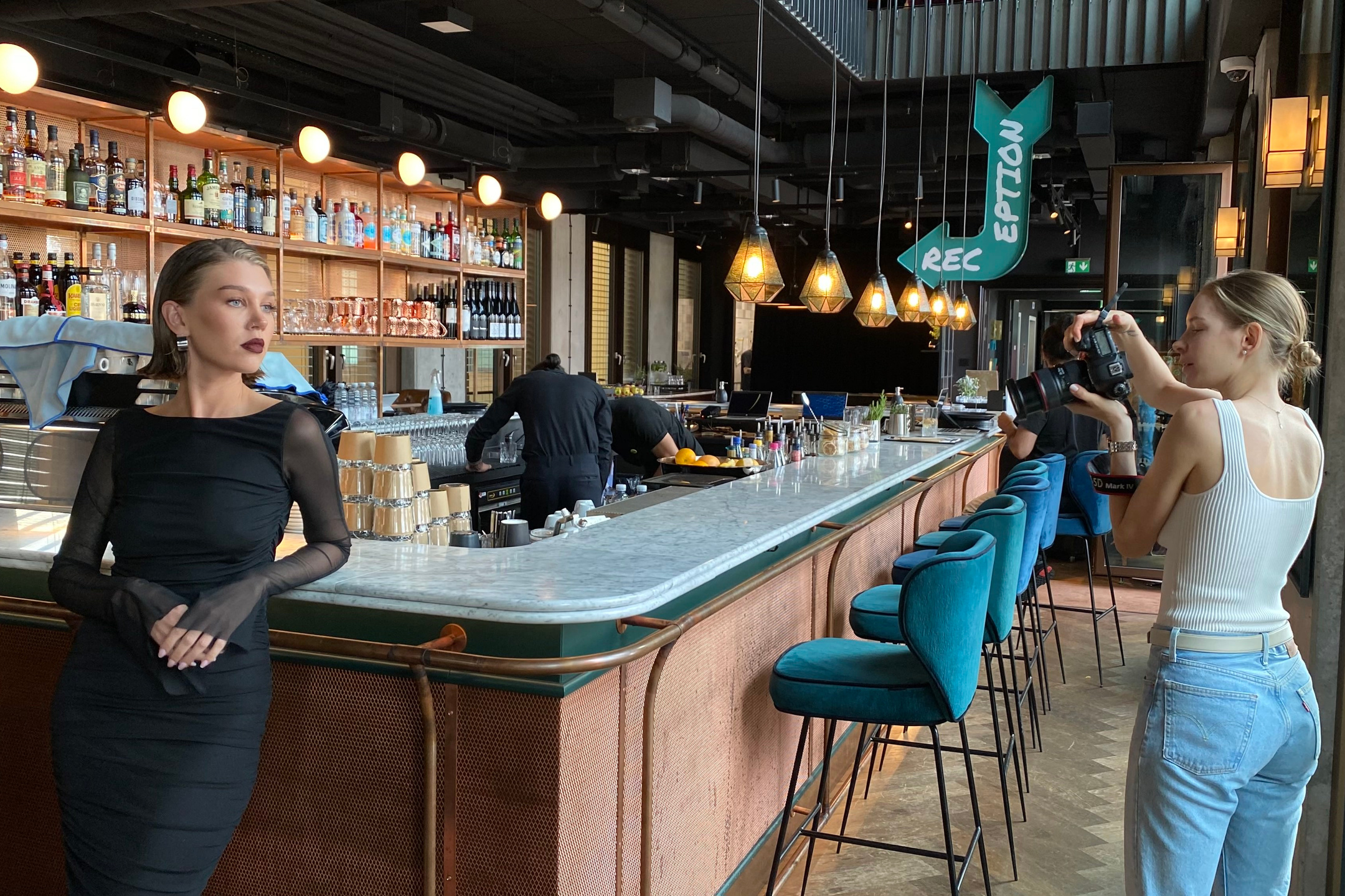 Photoshoot with a german blogger. Photographer in Frankfurt Evgeniia Dubrov