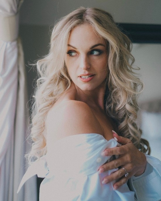 Female portrait photographer Solihull, relaxed boudoir session natural light