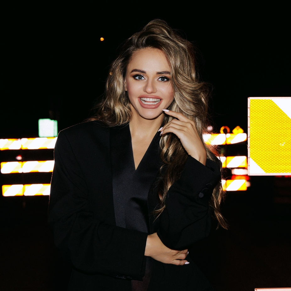 фотограф Чикаго (Chicago photographer) фотограф США (USA photographer) профессиональный фотограф (professional photographer) услуги фотографа (photography services) съемка в Чикаго (photo shoot in Chicago) свадебный фотограф Чикаго (Chicago wedding photographer) портретный фотограф Чикаго (Chicago portrait photographer) семейный фотограф Чикаго (Chicago family photographer) детский фотограф Чикаго (Chicago newborn photographer) фотограф для бизнеса (business photographer Chicago) фотограф для мероприятий (event photographer Chicago) фэшн-фотограф Чикаго (fashion photographer Chicago) рекламный фотограф Чикаго (commercial photographer Chicago) фотограф в центре Чикаго (downtown Chicago photographer) фотограф в Иллинойсе (Illinois photographer) фотостудия в Чикаго (photo studio in Chicago) фотосессия Чикаго (Chicago photoshoot) лучшие фотографы Чикаго (best Chicago photographers) фотосессия на улице Чикаго (outdoor photoshoot Chicago) фотограф на корпоратив (corporate photographer Chicago) ретушь и обработка фото (photo editing and retouching) фотосессия на природе (outdoor photography) студийная съемка (studio photography) профессиональный портрет (headshot photography)