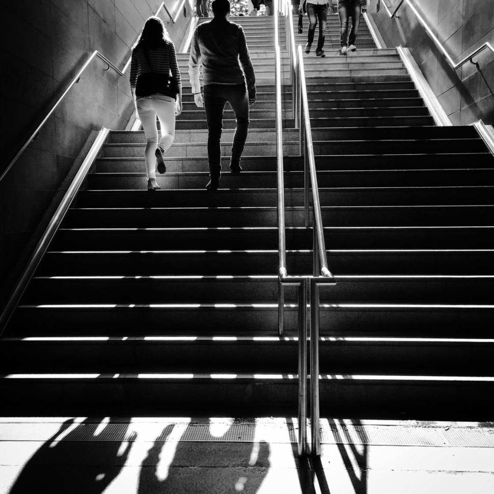 Cum să citești lumina naturală pentru fotografii perfecte: Idei despre cum să folosești lumina naturală în favoarea ta. MDimaFotoStudio. Fotograf de nuntă, evenimente private și de familie