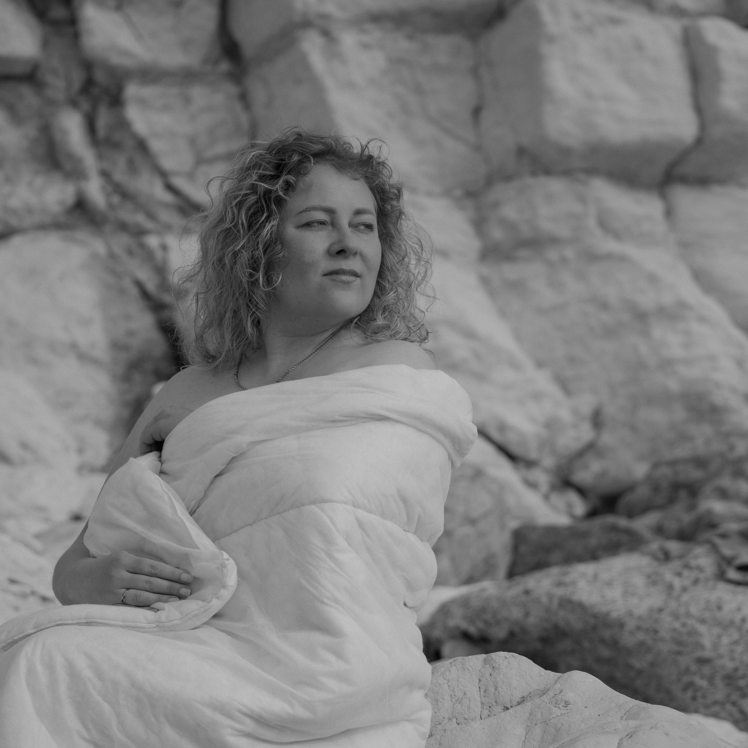 Cocooning: Wrap Yourself Session | Intimate Therapeutic Photography. Natalja Poplavska — Visual artist, Photographer, East Sussex, London