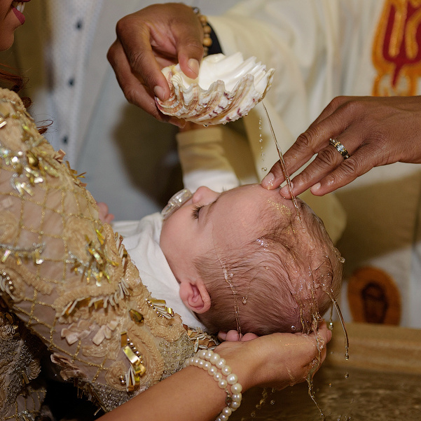 Newborn and family photographer. Hills District. Sydney