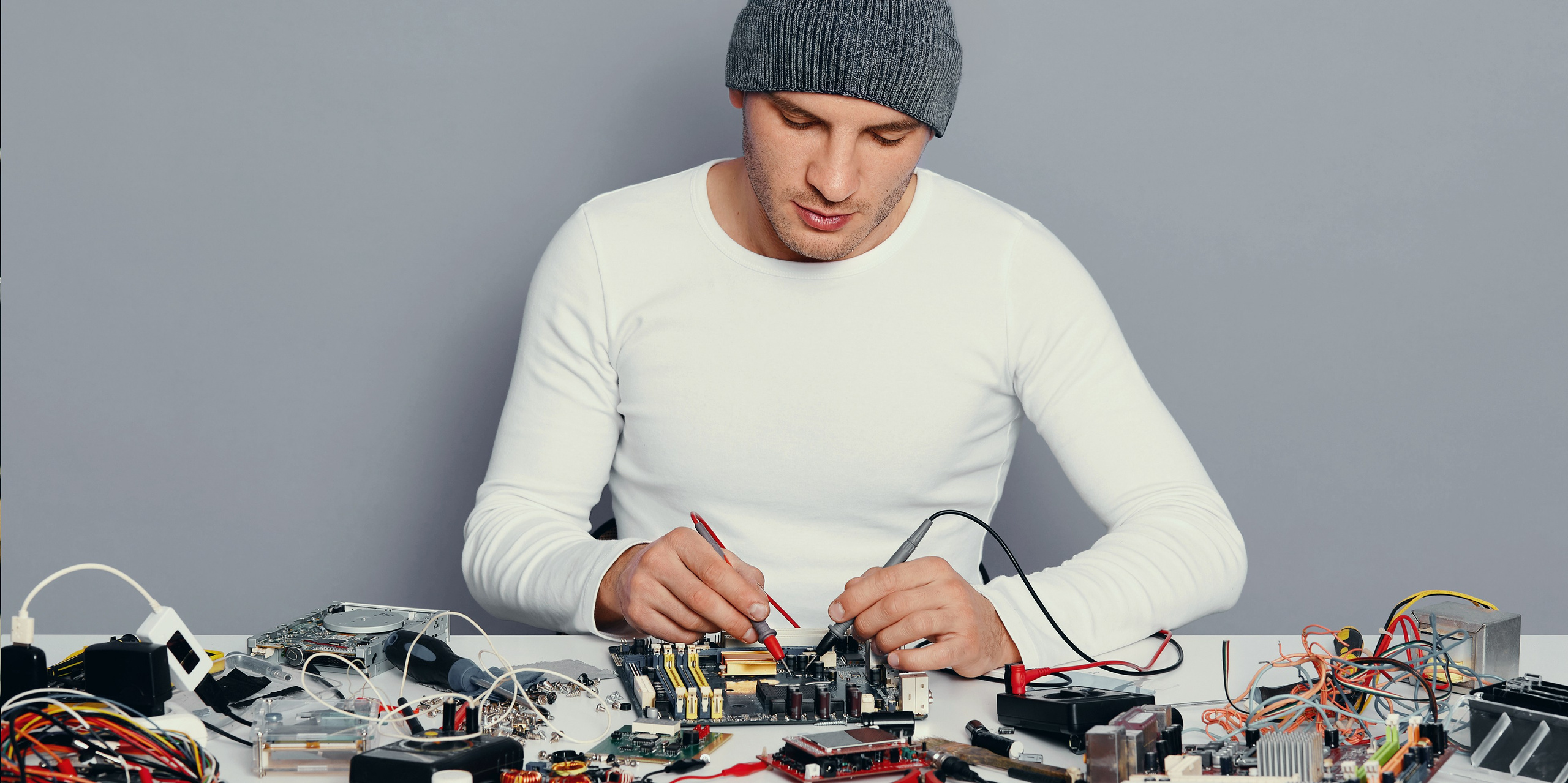 Reparatii Aspiratoare ROBOT