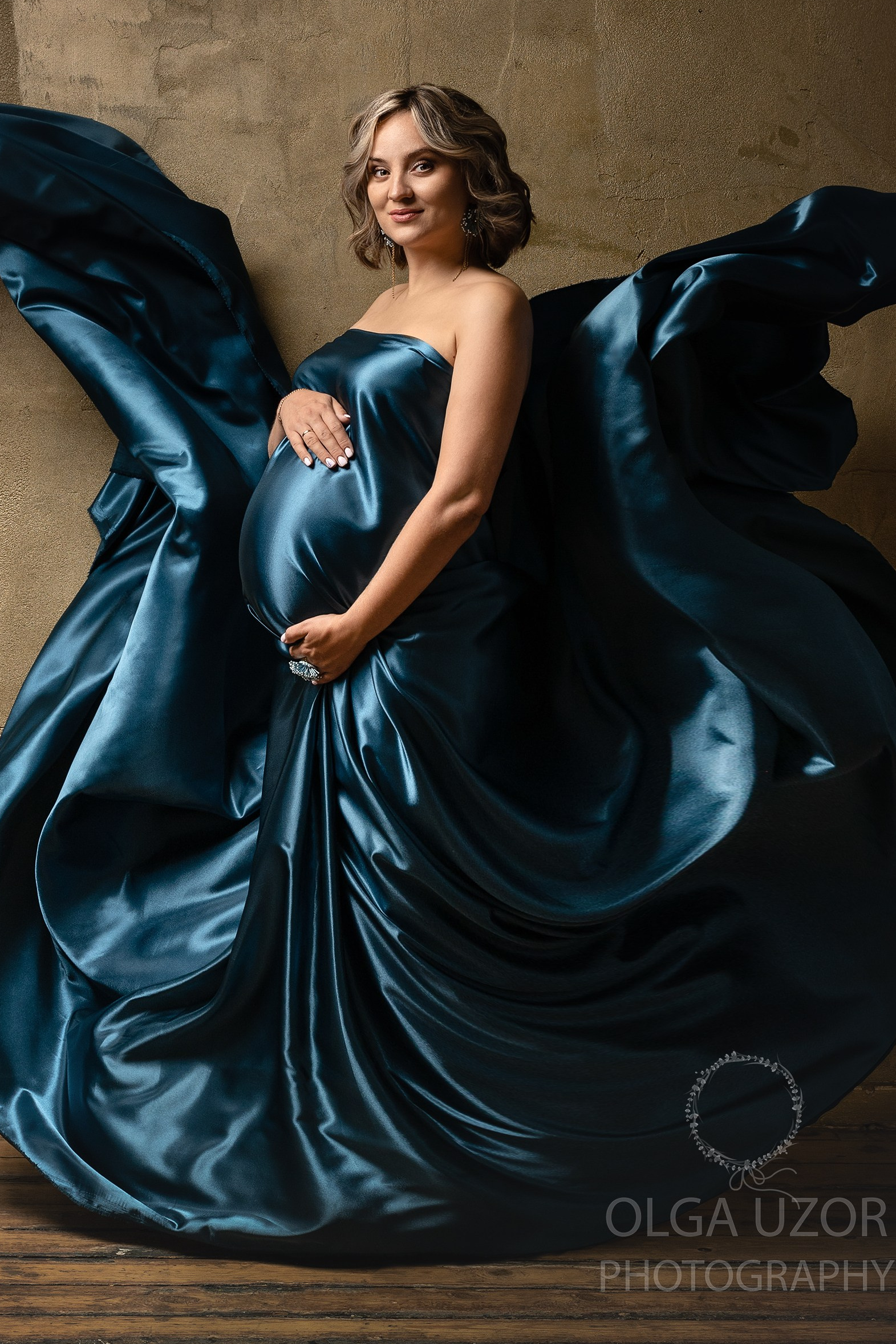 Maternity photo shoot Stevenage, Hertfordshire. Stevenage, Hertfordshire family, maternity and newborn photographer