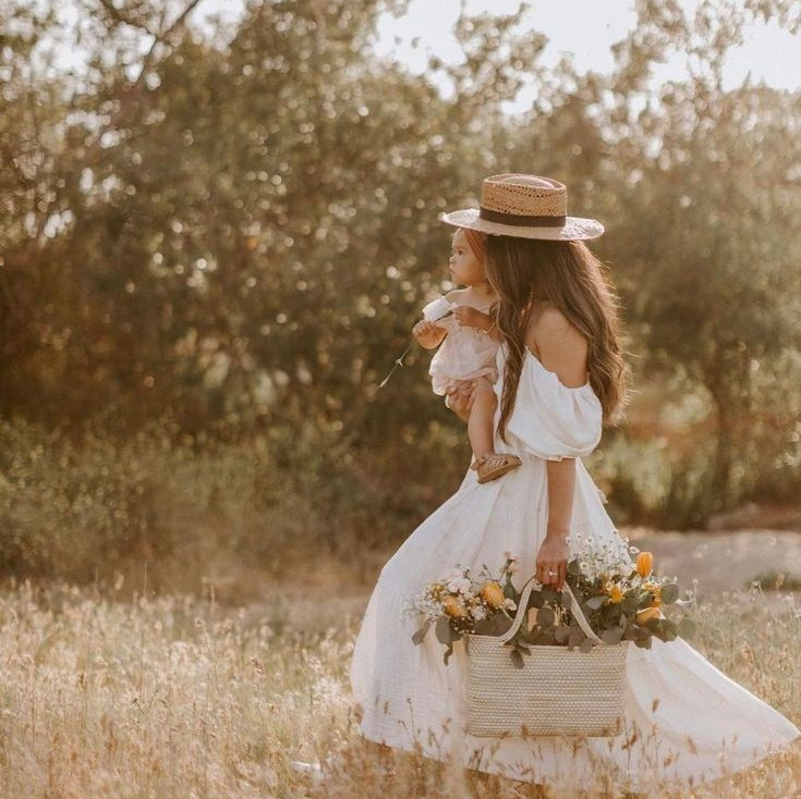 Summer Minis 2025. Anastasia Post: Wedding and Editorial Photography