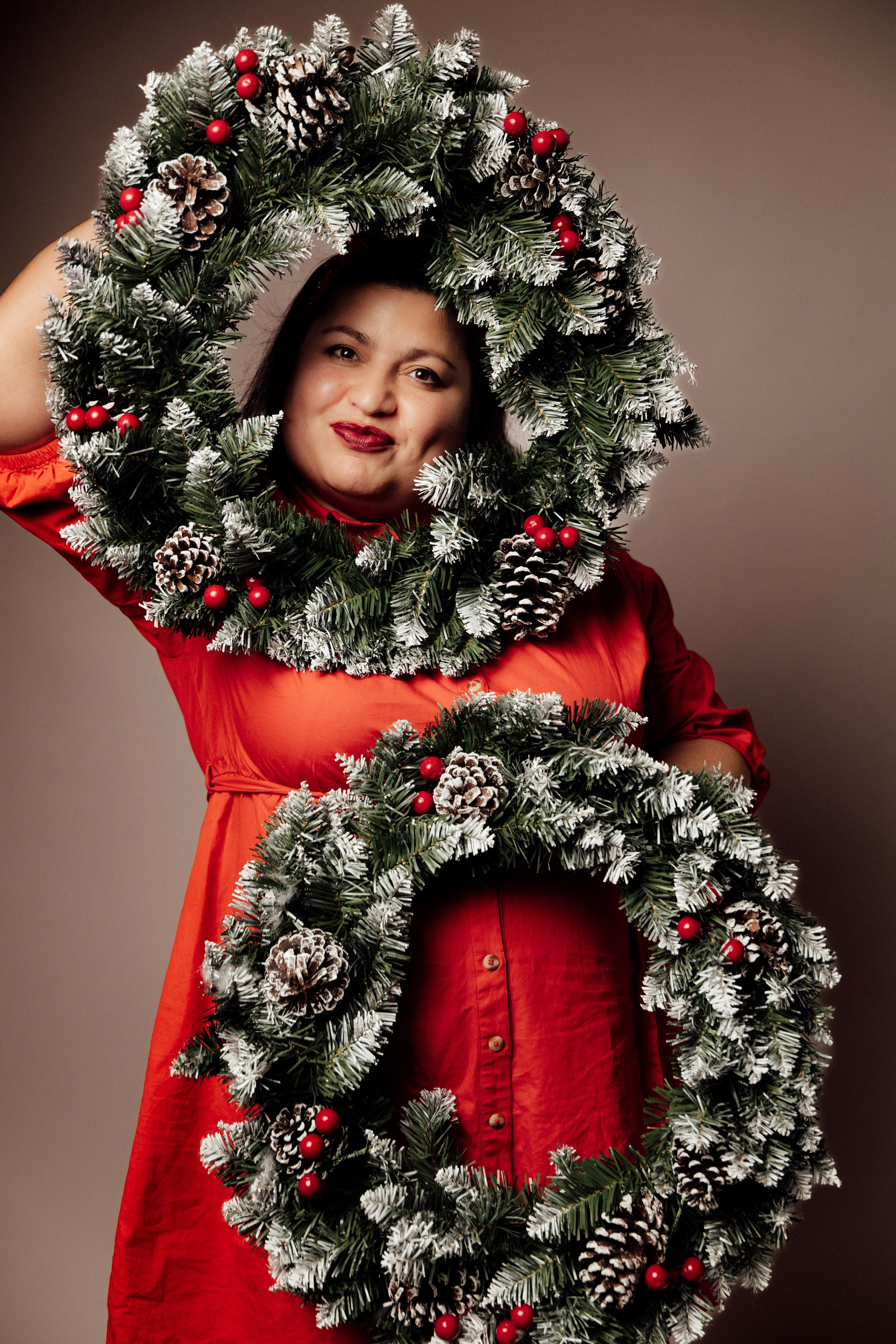 Ziemassvētku fotosesija Siguldā 2024 / Latvia Christmas offer 2024. Wedding and event photographer based in London