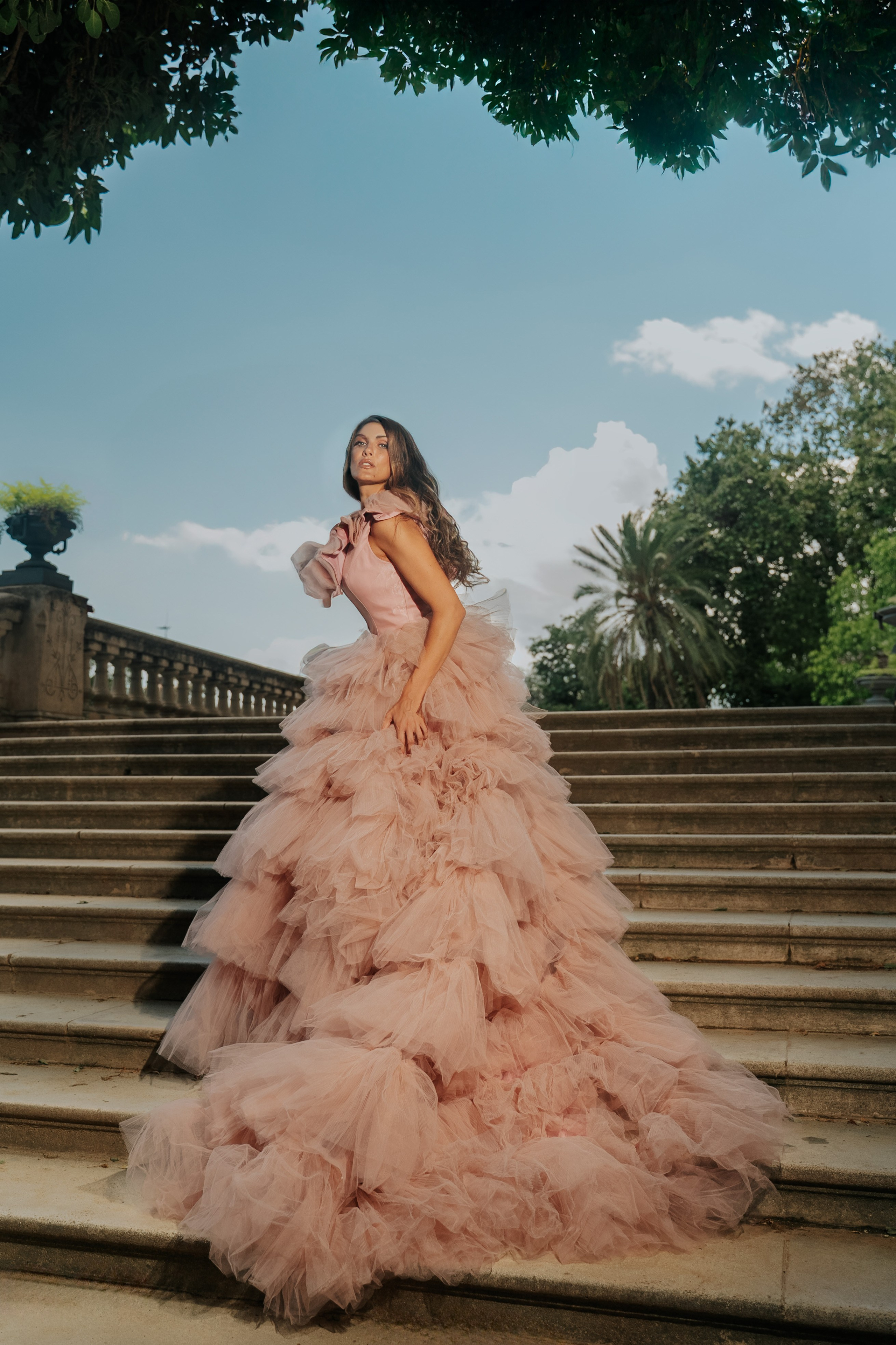 What to do in Barcelona: Wow Dress Photoshoot