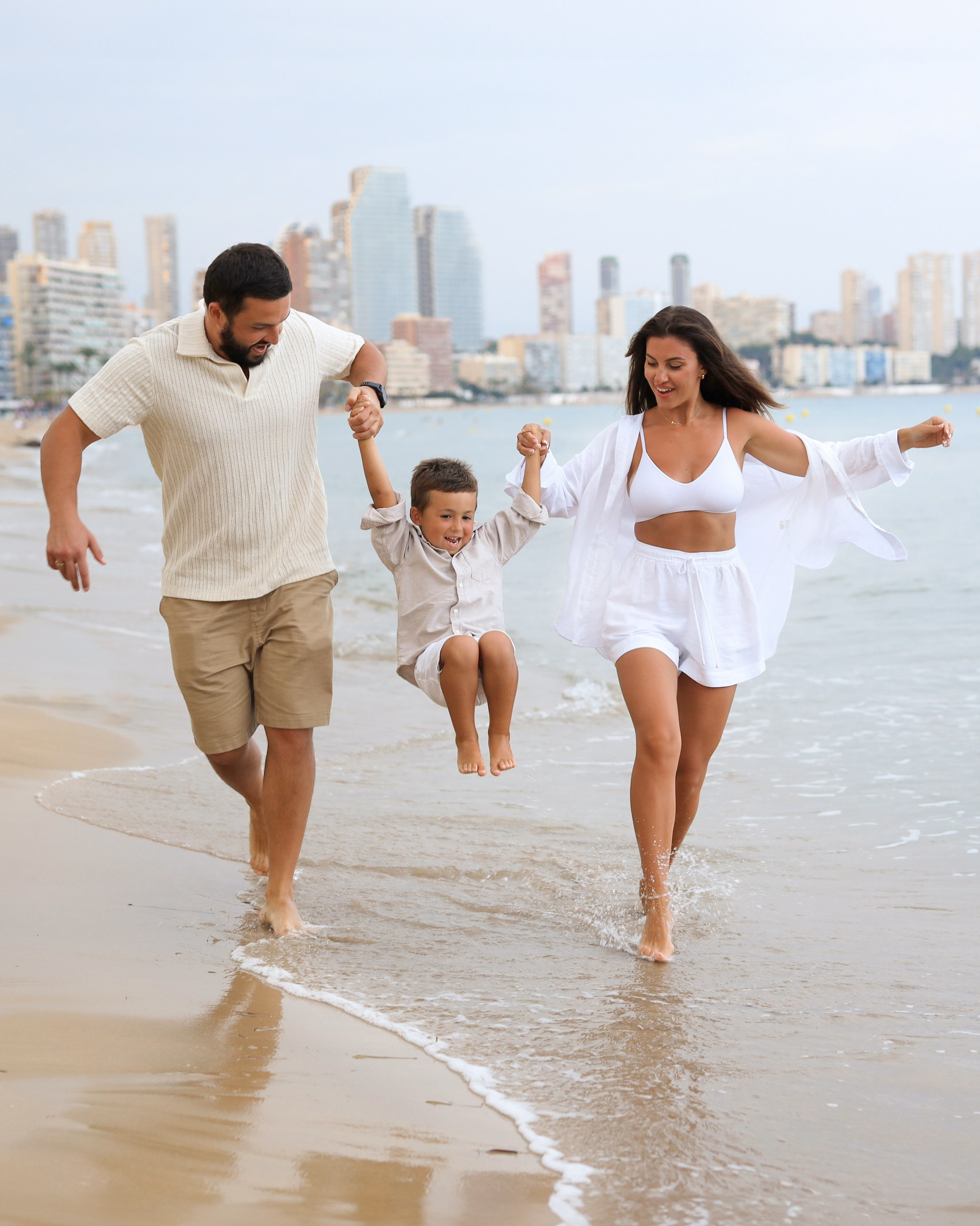 Wedding and family photographer in Altea, Valencia, Alicante, Benidorm