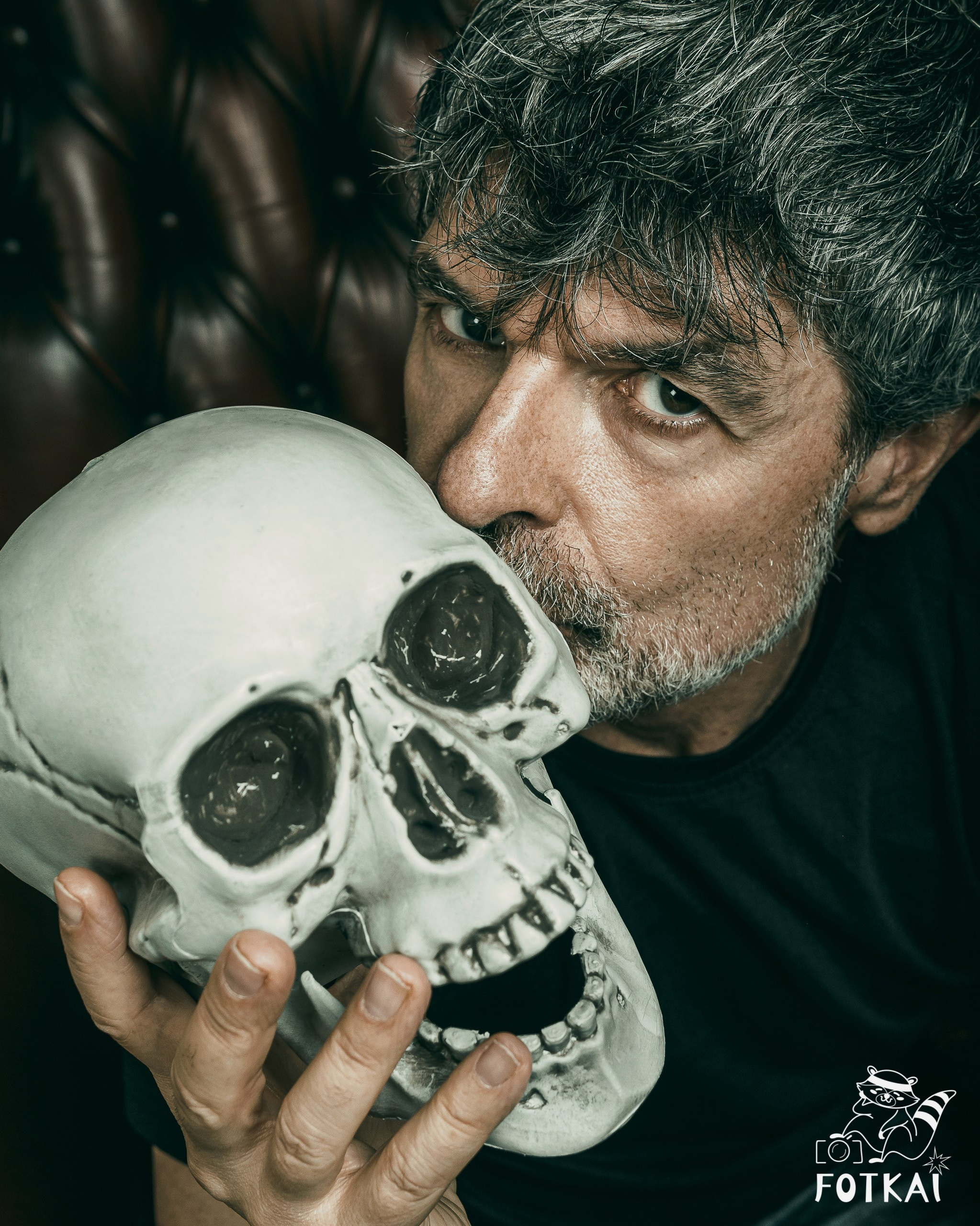 Nacho Guerreros: «Entre la verdad, el oficio y las máscaras del teatro | FOTKAI