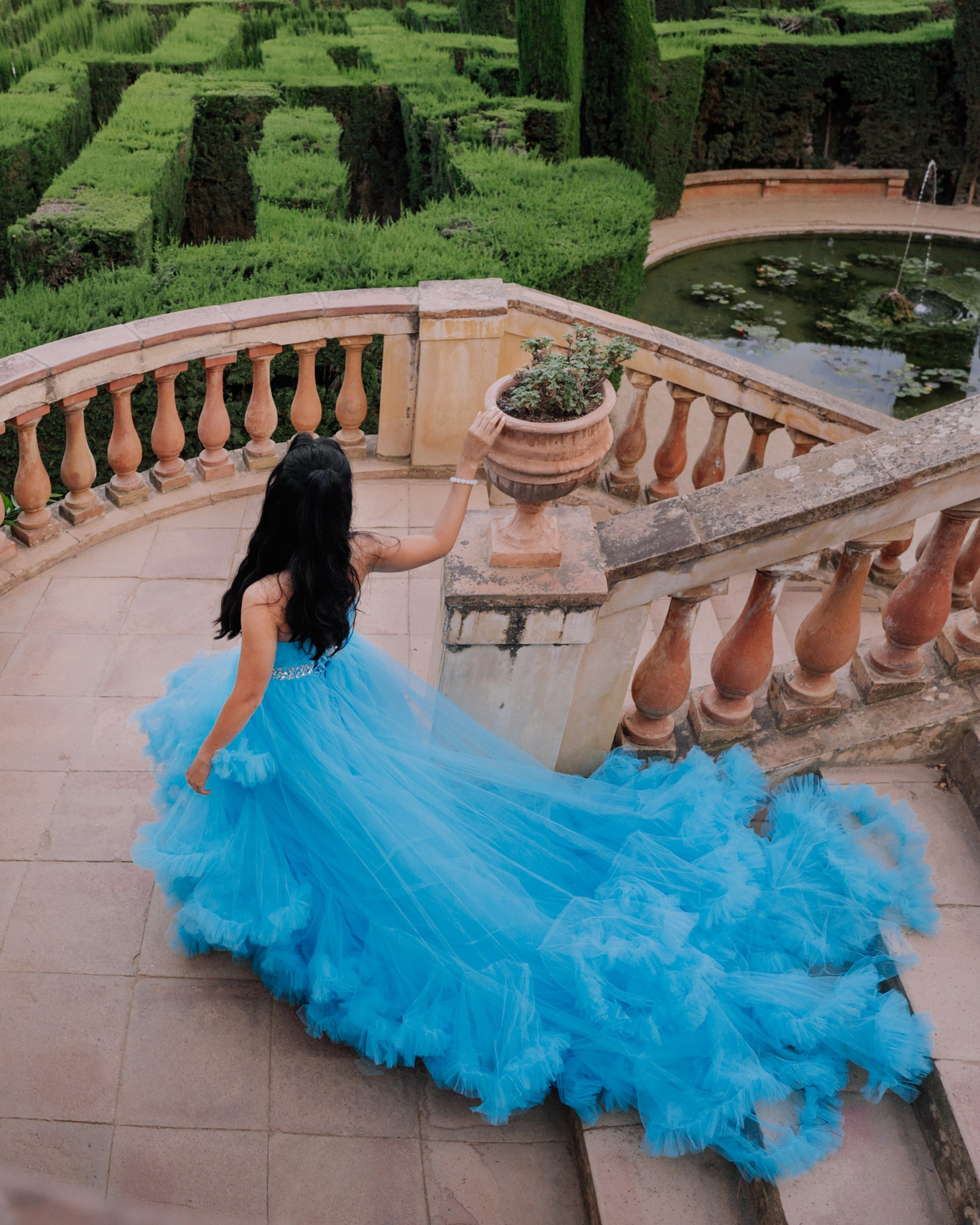 Barcelona Wow Dress Rental Luxury Photoshoot. DiaFoto — Wow Photographer in Barcelona | Premium Barcelona Photoshoot Experience