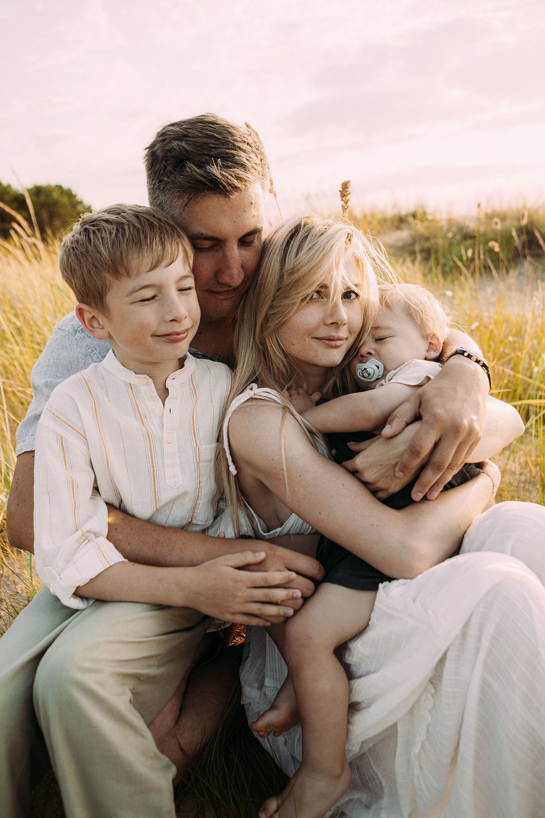 IETEIKUMI ĢIMENES FOTOSESIJAI