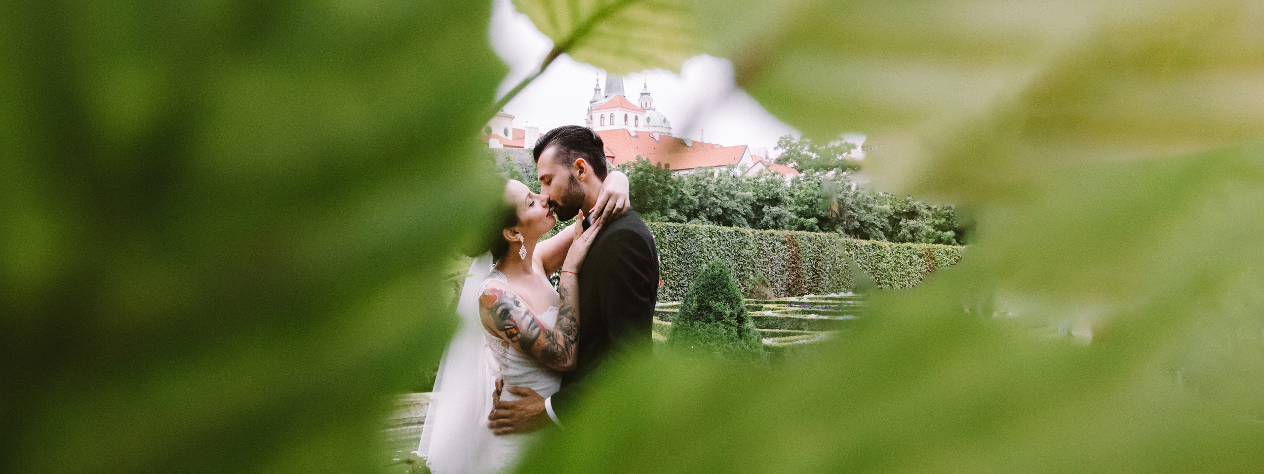 P&V wedding. Wedding and portrait photographer in Poland Vitali Frozen