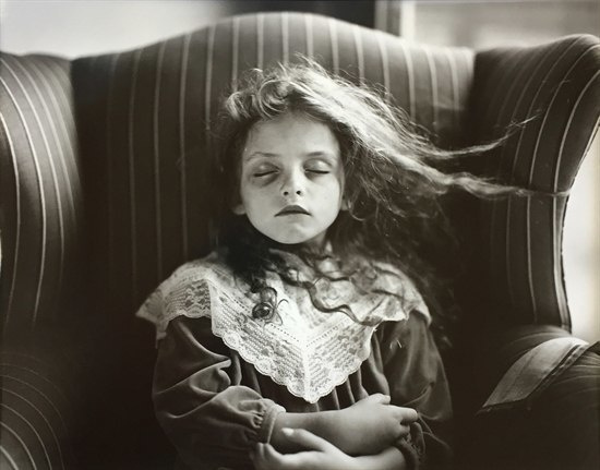 Фотография и границы приватного и публичного. Полина Сойреф, портретный и документальный фотограф