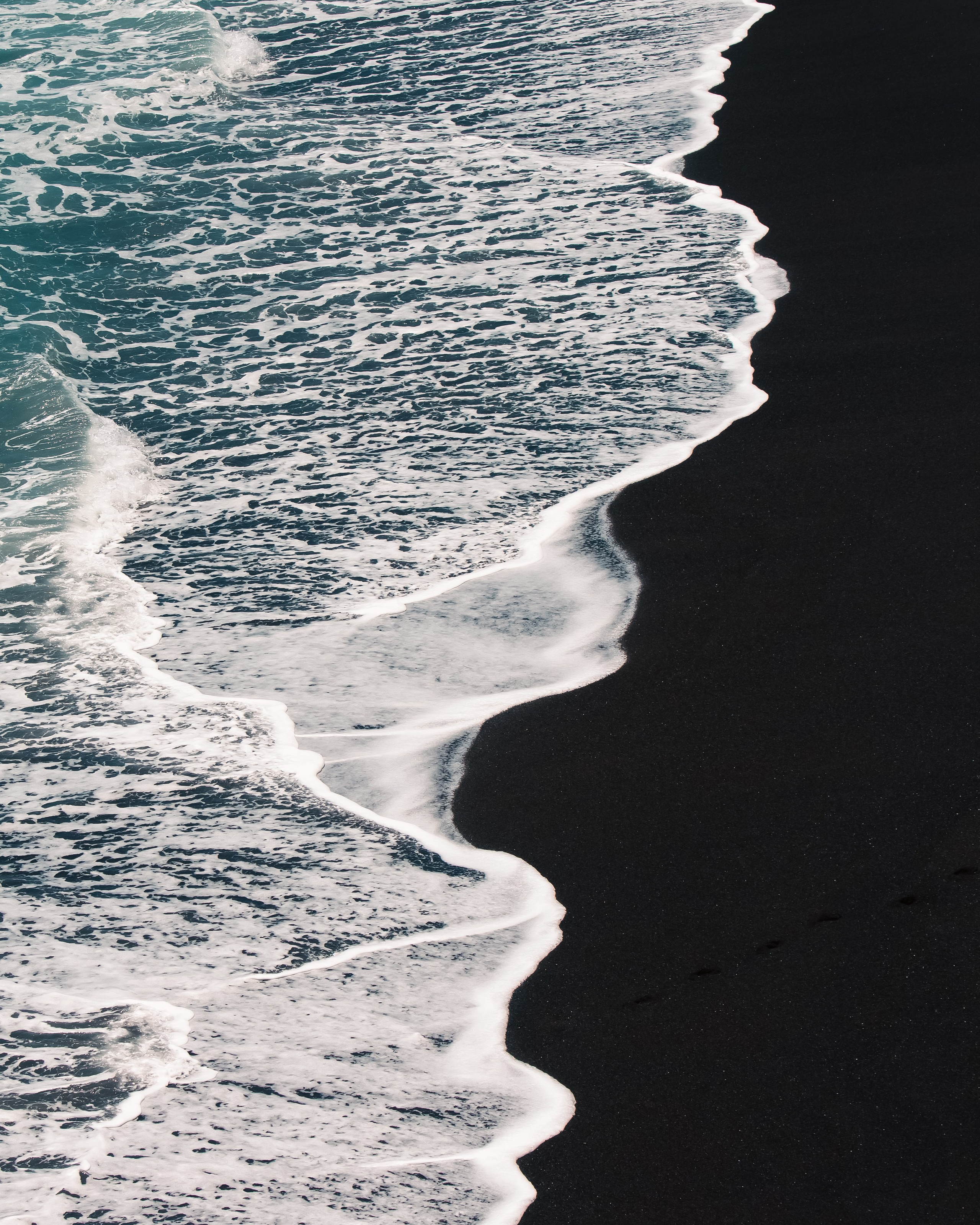 Contact. Look Around You