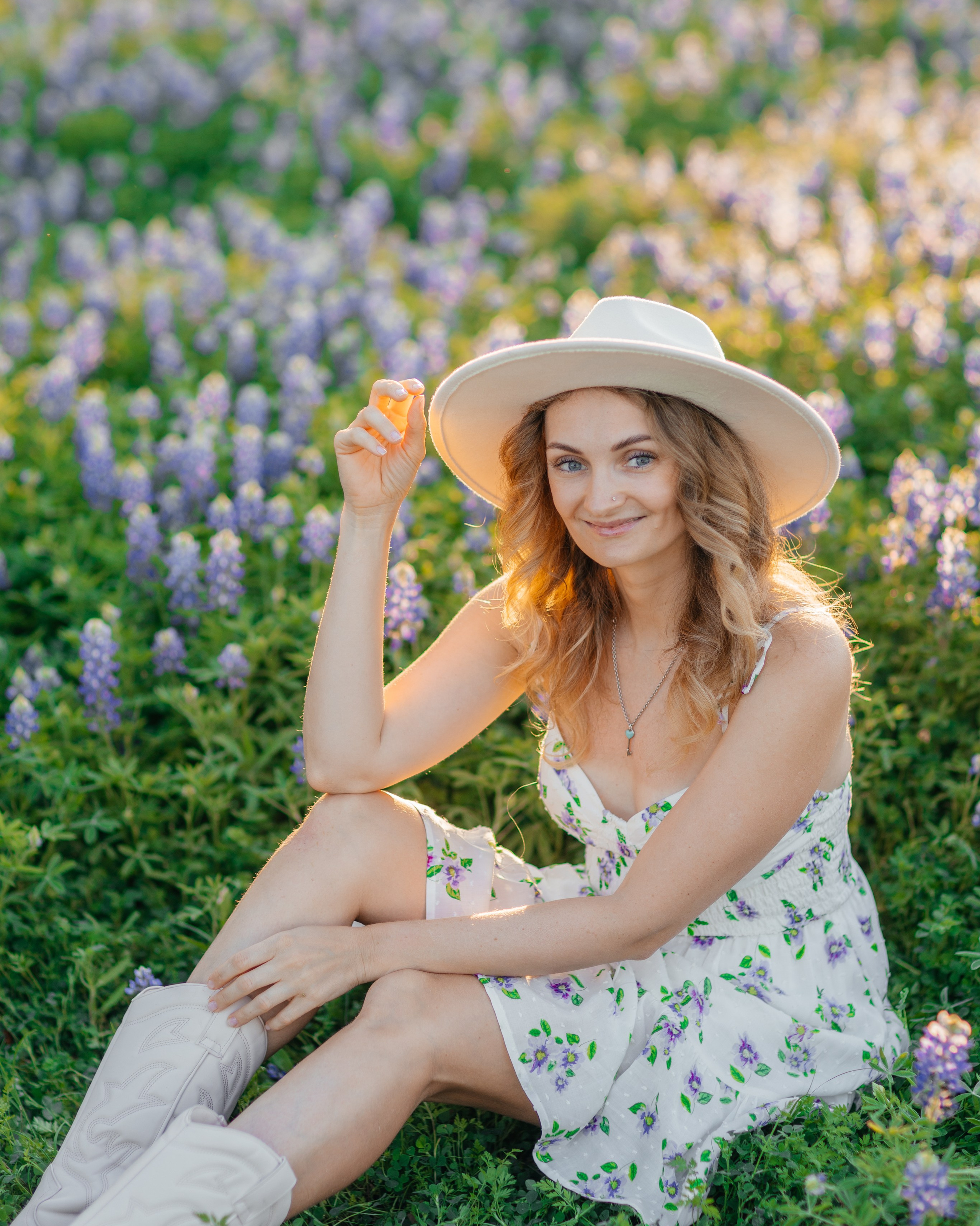 Bluebonnet Mini Session. Professional Photography in Austin, TX — Family, Newborn, Maternity