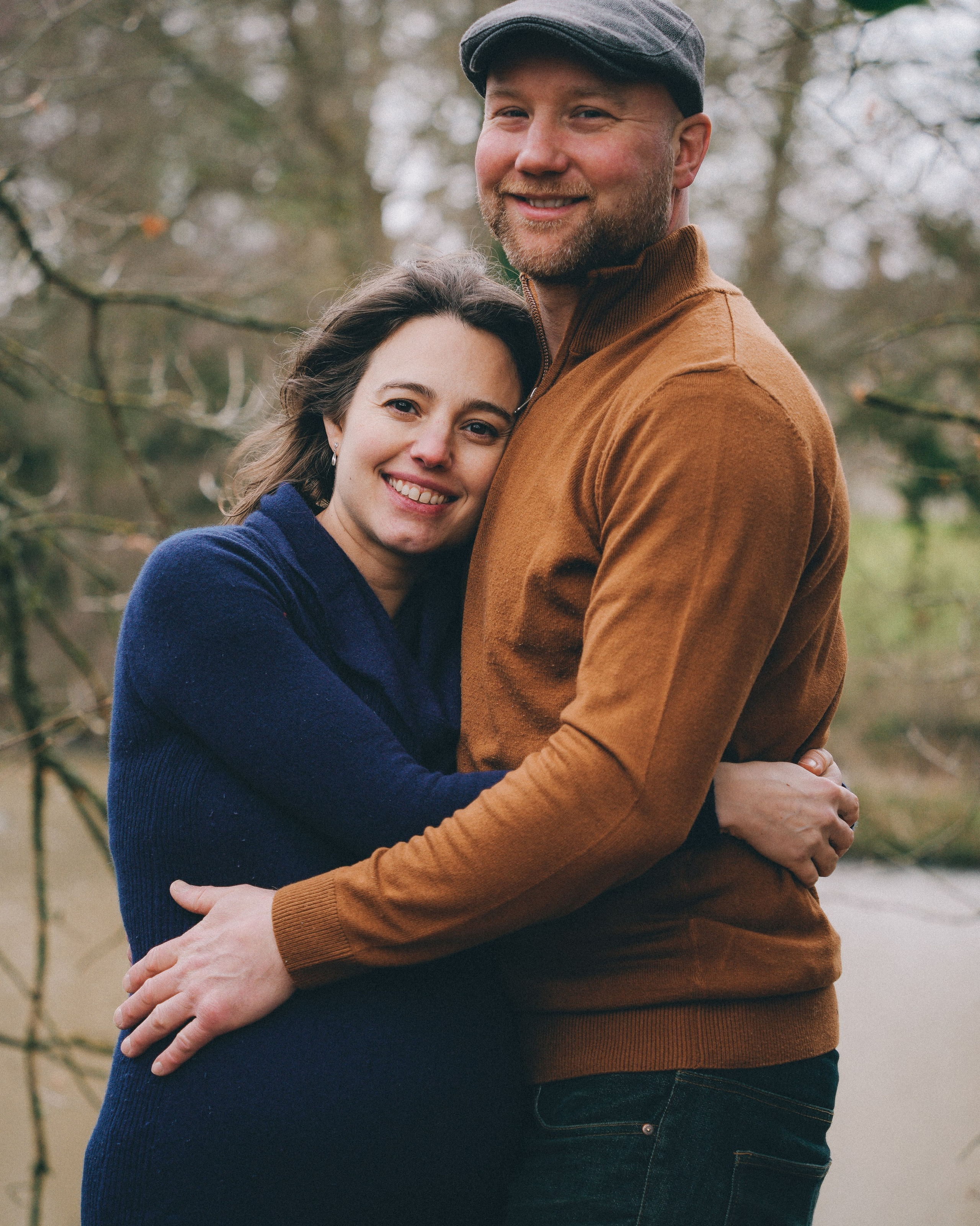 Expecting couple maternity photoshoot in Solihull park