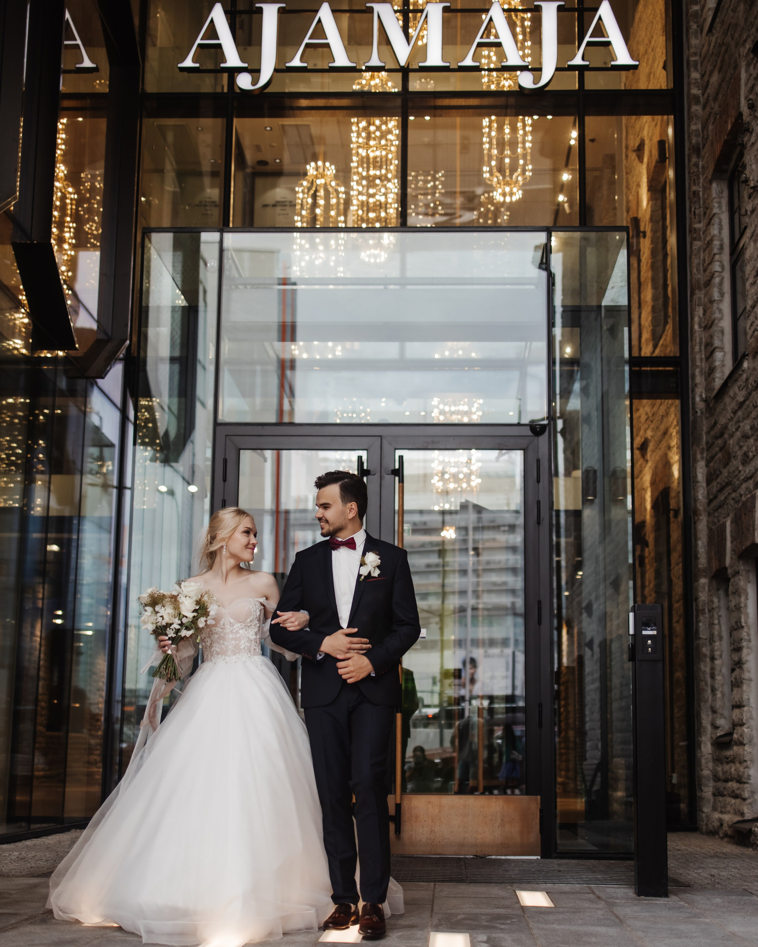 Package Photo + Video. HOME