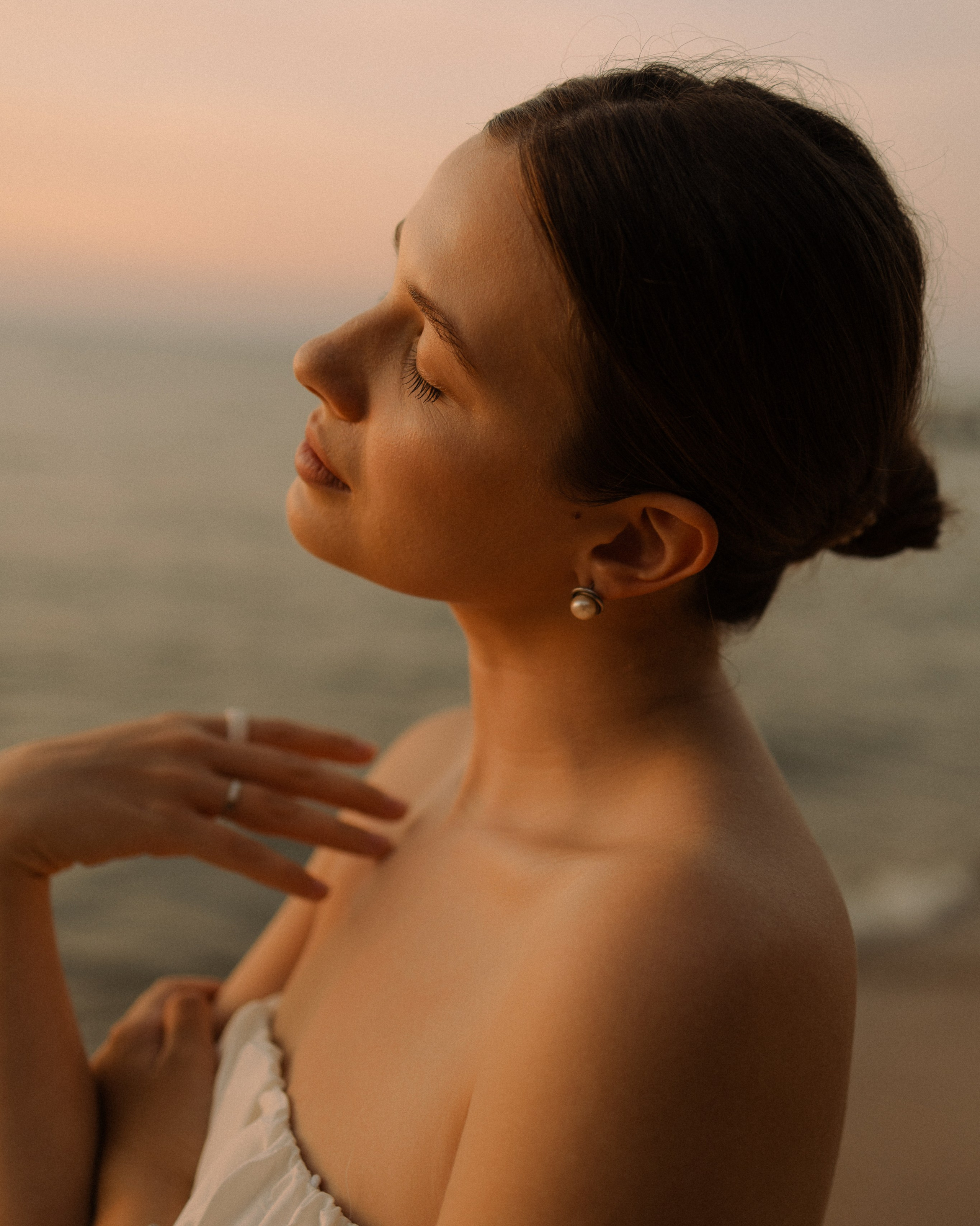 Family and wedding photographer in Bangkok, Thailand